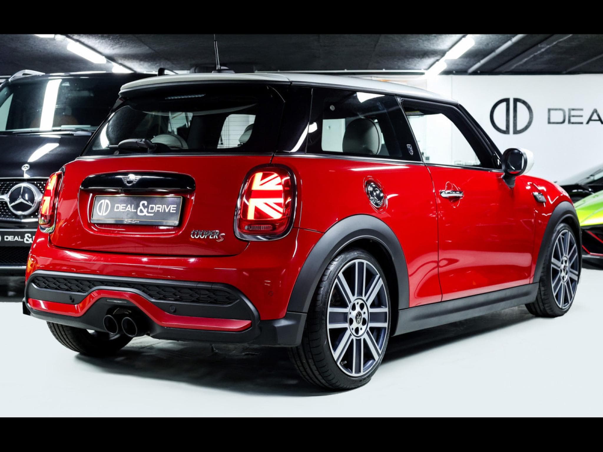 Mini Cooper S 3 PORTES YOURS TRIM – CHILI RED (2022) - Photo 8