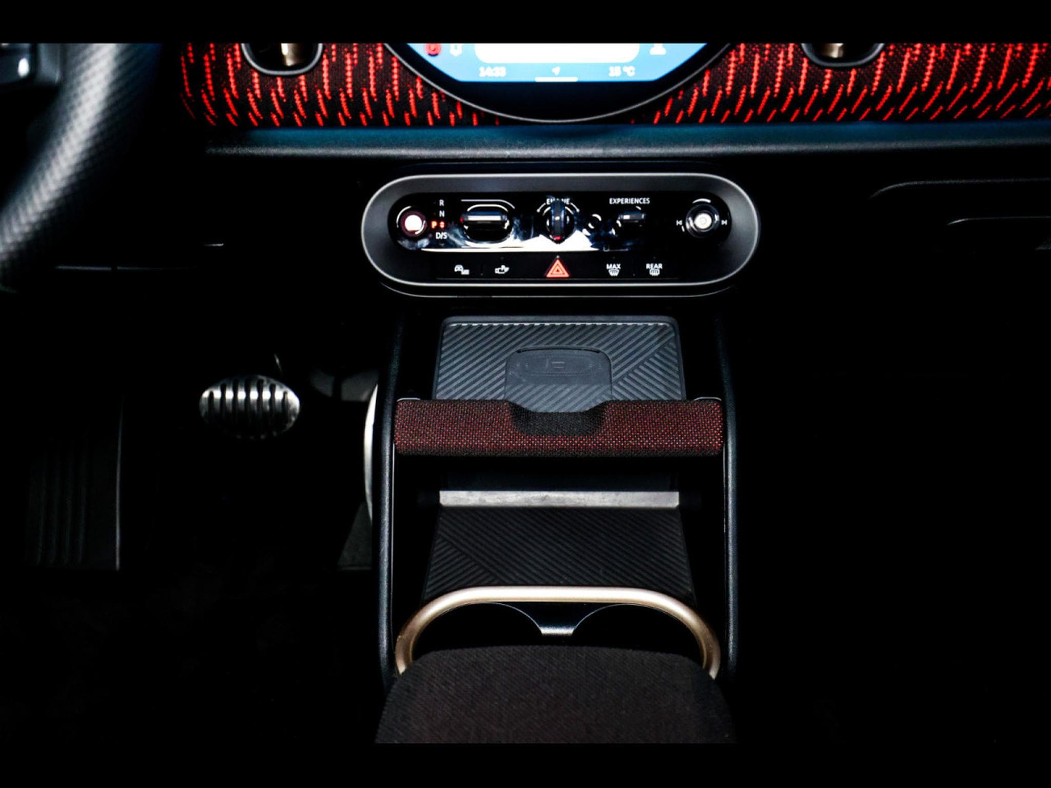 Mini Countryman John Cooper Works ALL4 (300 CH) – PACK XL (2025) - Photo 23