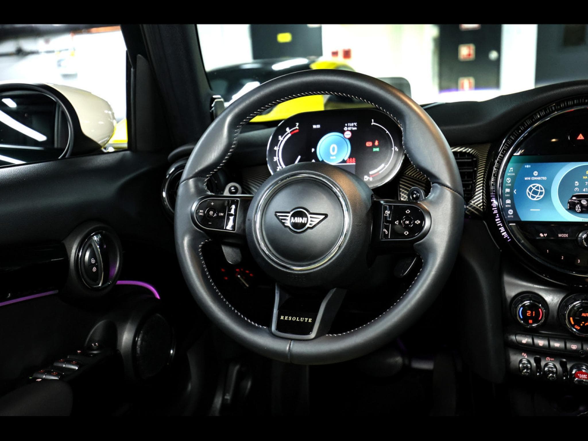 Mini Cooper S 5 PORTES AUTO RESOLUTE EDITION – REBEL GREEN (2022) - Photo 10