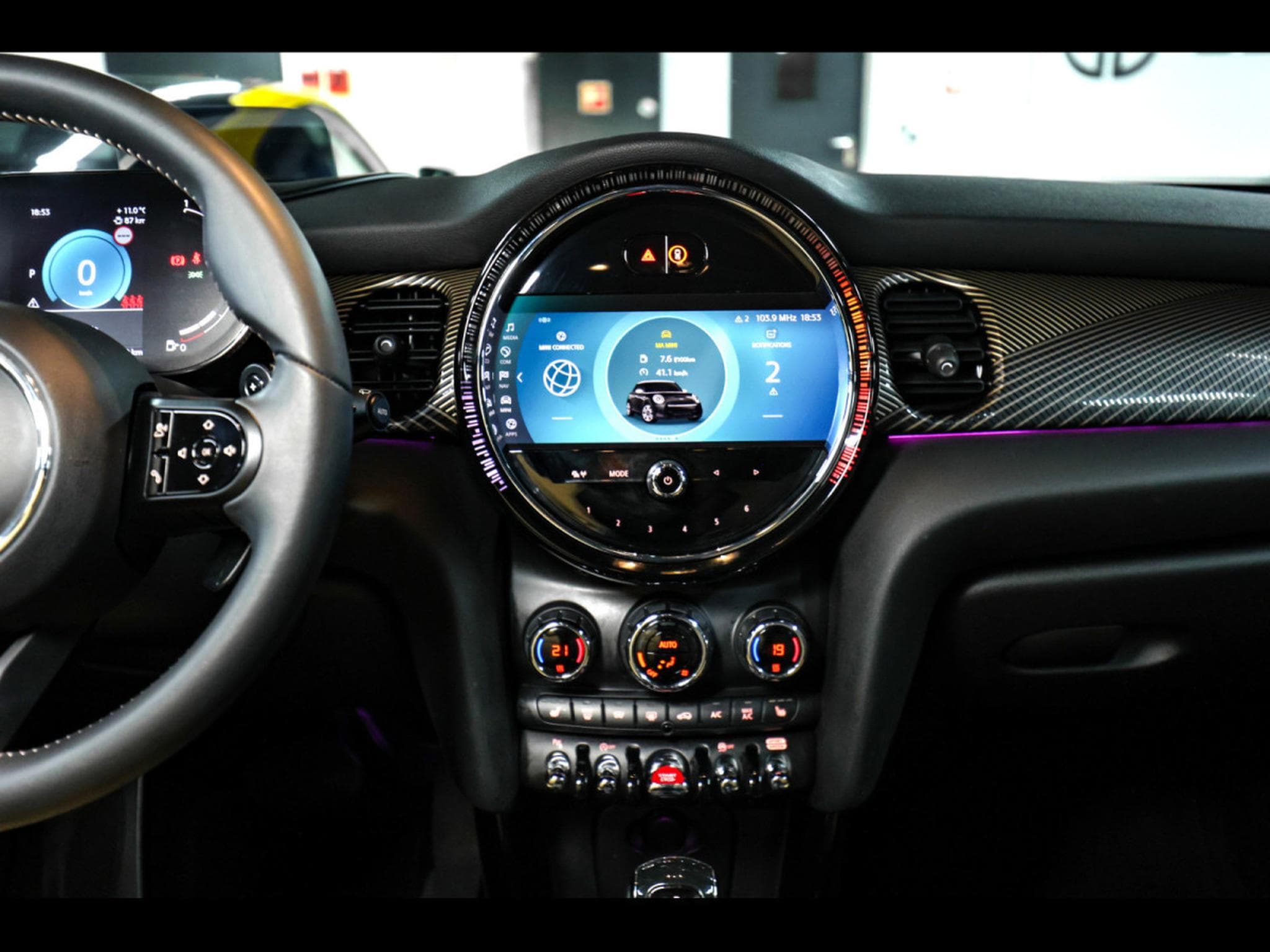 Mini Cooper S 5 PORTES AUTO RESOLUTE EDITION – REBEL GREEN (2022) - Photo 15