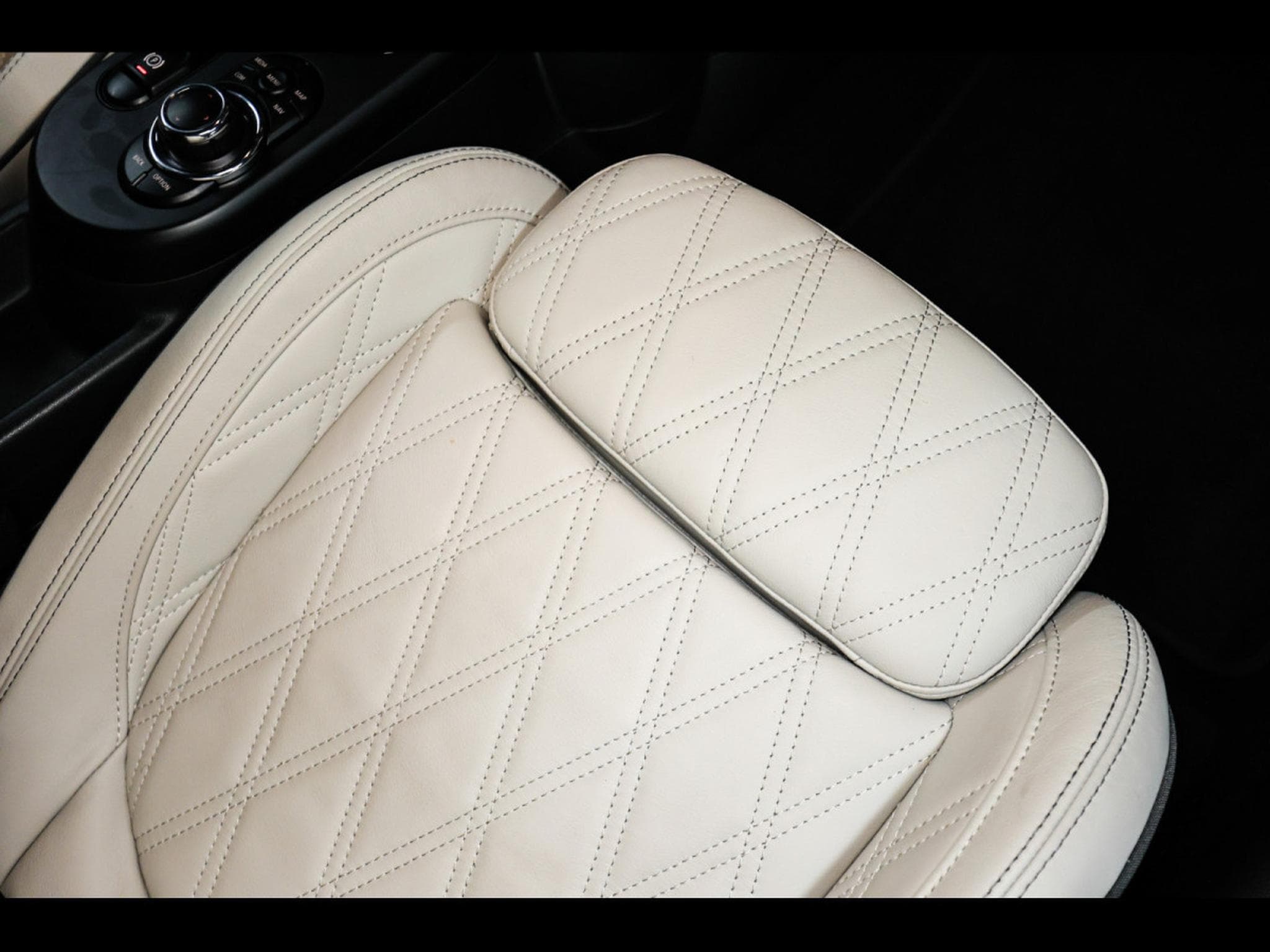 Mini Cooper John Cooper Works 3 PORTES AUTO (2022) - Photo 15