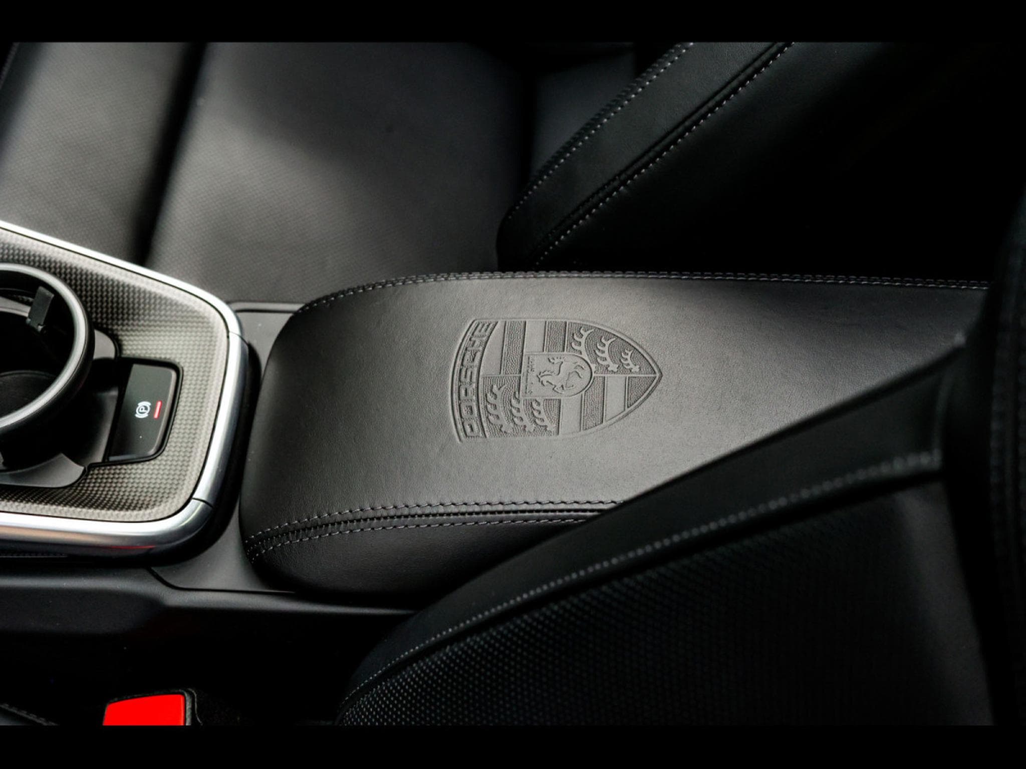 Porsche 911 .1 911 TURBO S COUPE PDK – AEROKIT NOIR (2021) - Photo 25