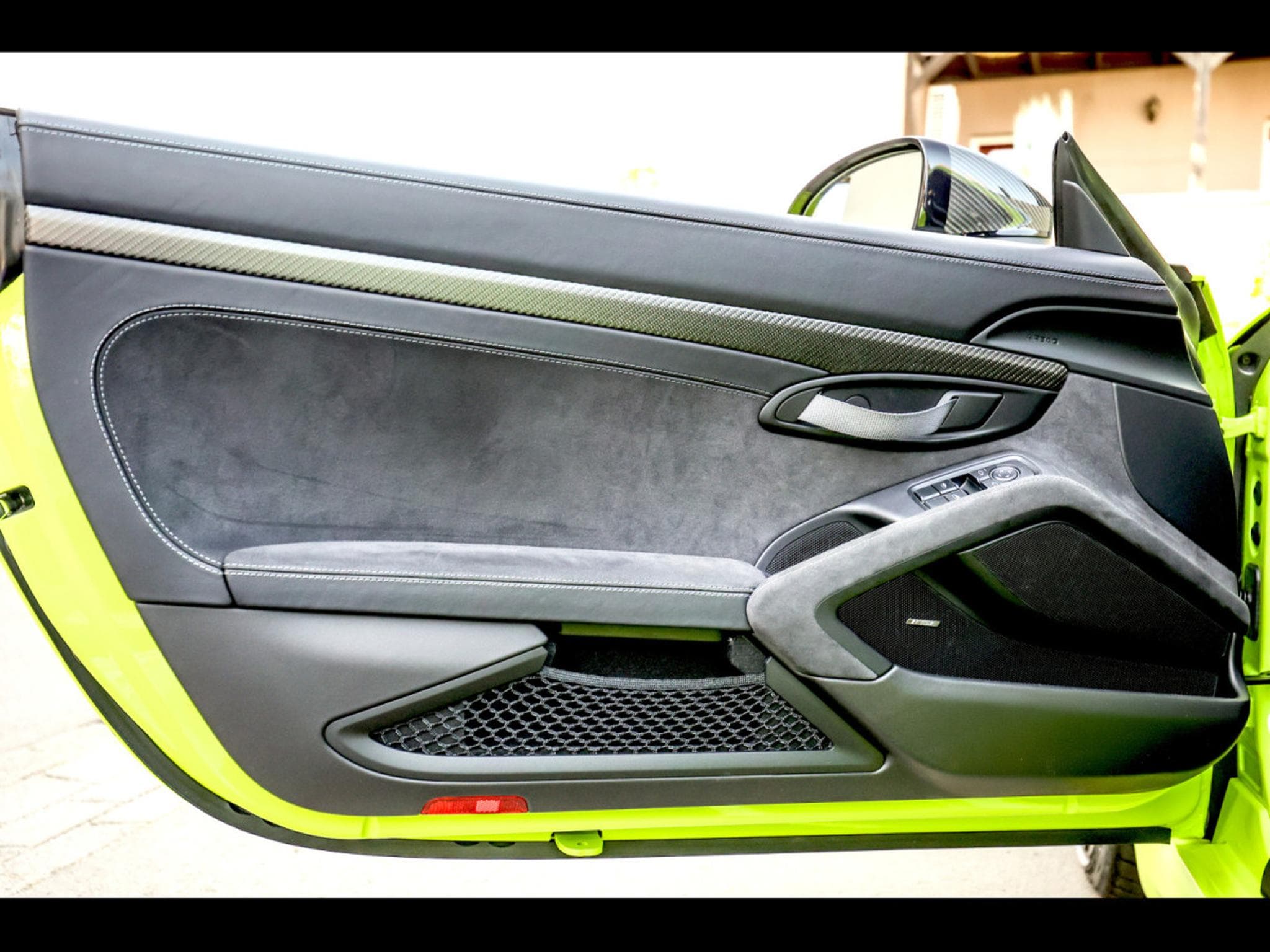 Porsche Cayman 718 GT4 RS PDK PACK WEISSACH – ACID GREEN PTS – FULL PPF (2023) - Photo 7