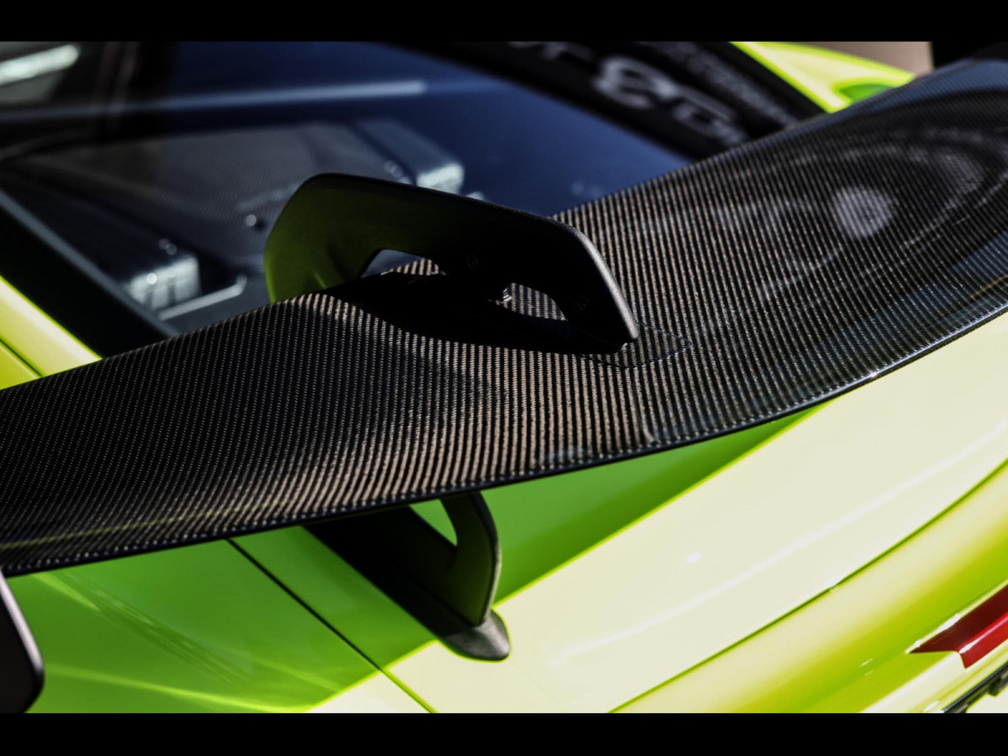 Porsche Cayman 718 GT4 RS PDK PACK WEISSACH – ACID GREEN PTS – FULL PPF (2023) - Photo 19