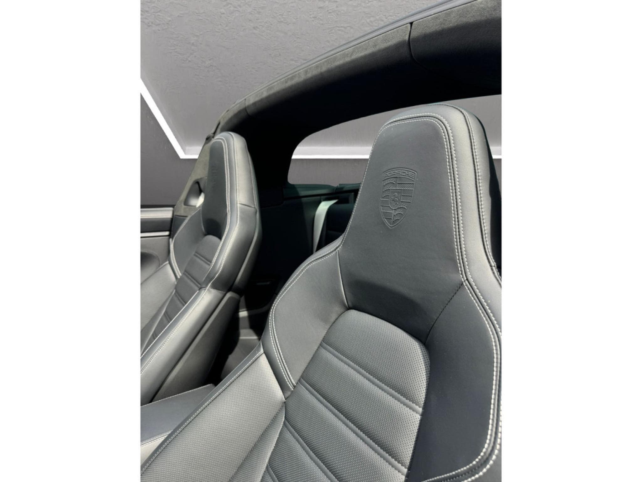 Porsche 911 911/992.2 TARGA 4 GTS / FACELIFT MY2025 / SOFORT (2025) - Photo 5