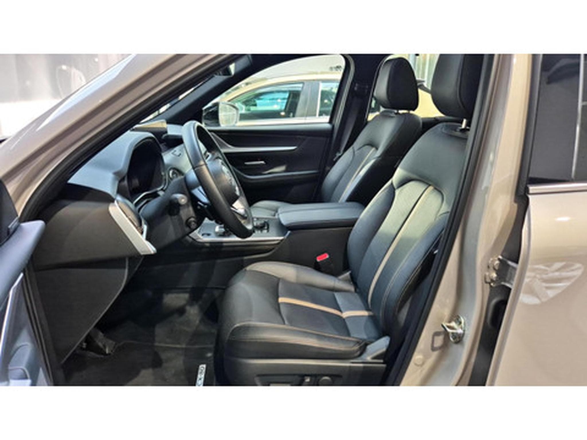 Mazda CX-80 2.5 240kW Auto Homura AWD +6pl.+pano (2026) - Photo 6