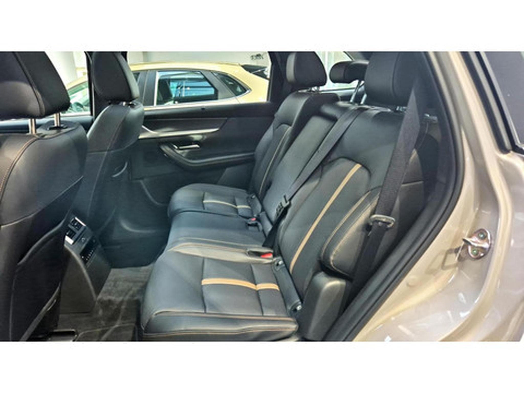 Mazda CX-80 2.5 240kW Auto Homura AWD +6pl.+pano (2026) - Photo 7