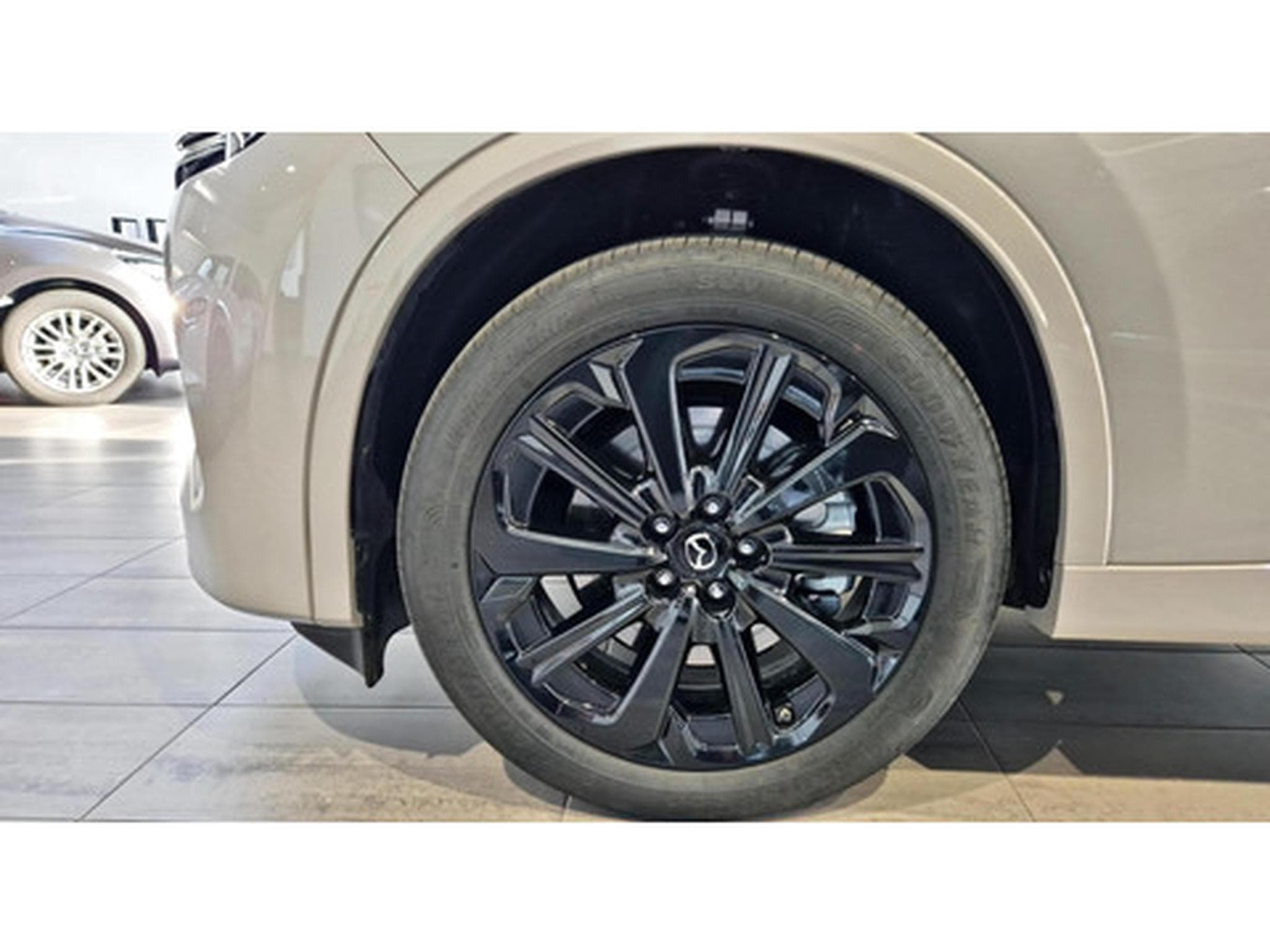 Mazda CX-80 2.5 240kW Auto Homura AWD +6pl.+pano (2026) - Photo 8