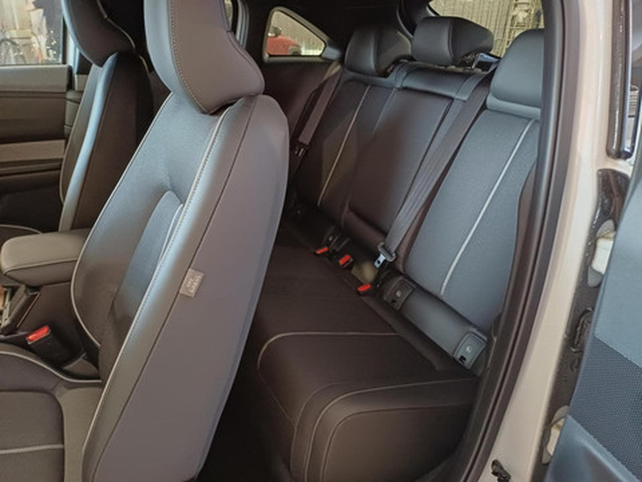 Mazda MX-30 e-SKYACTIV R-EV 170 pk Urban Expression (2026) - Photo 9