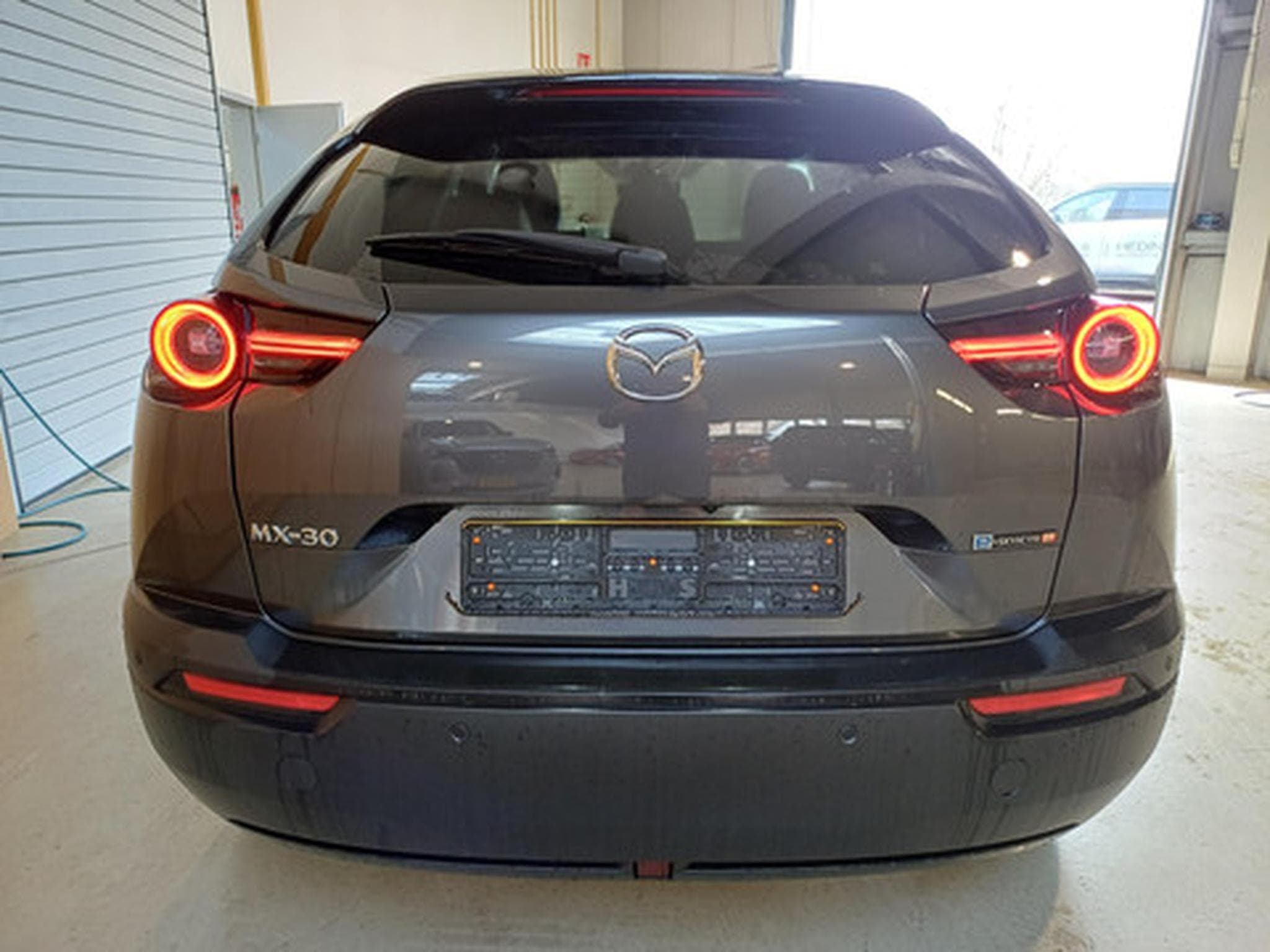 Mazda MX-30 e-SKYACTIV R-EV 170 pk Makoto Urban Expr (2026) - Photo 6