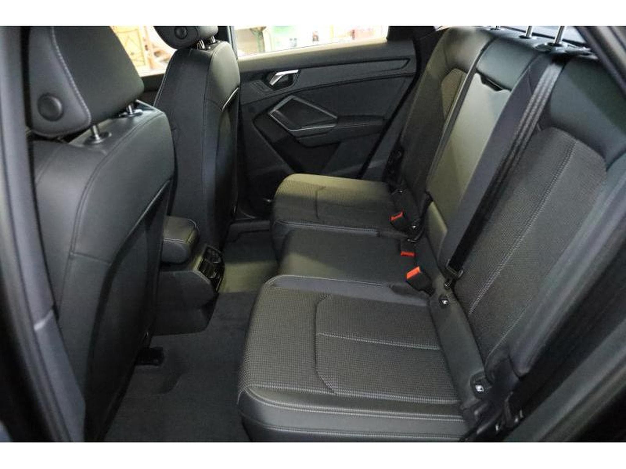 Audi Q3 Sportback S line (2024) - Foto 13