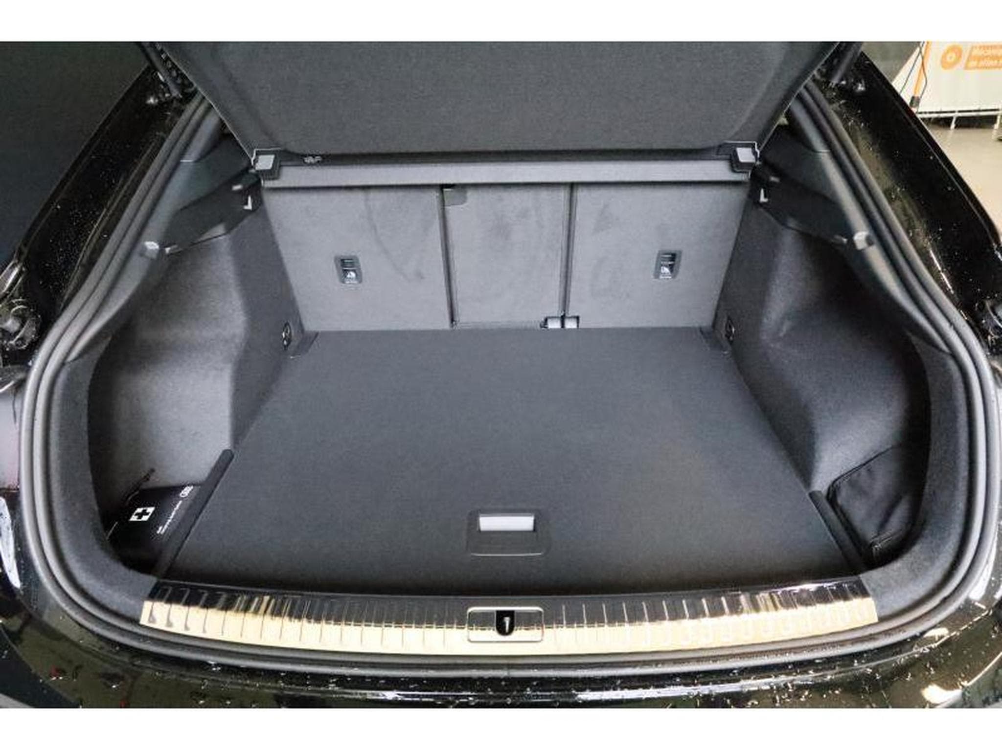 Audi Q3 Sportback S line (2024) - Foto 6