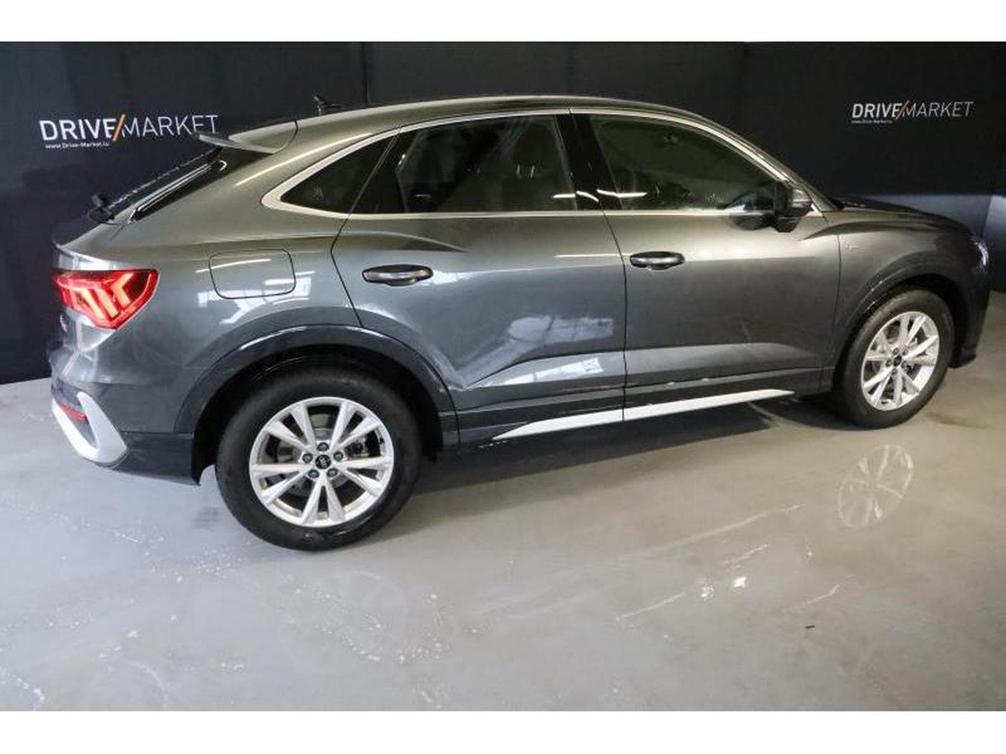 Audi Q3 Sportback S line (2024) - Foto 10