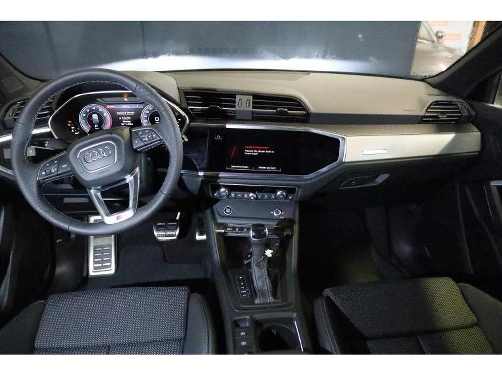 Audi Q3 Sportback S line (2024) - Photo 2