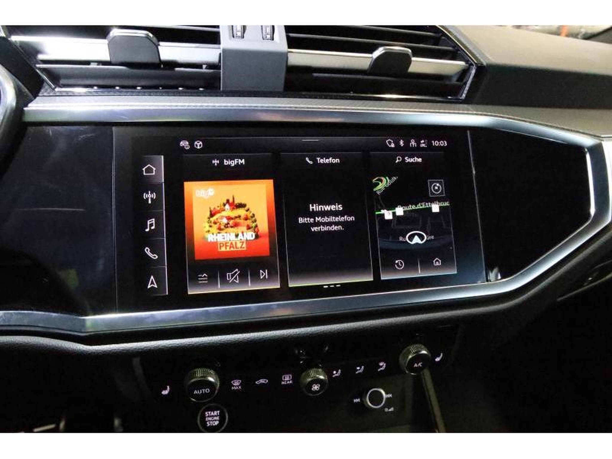 Audi Q3 Sportback S line (2024) - Photo 6