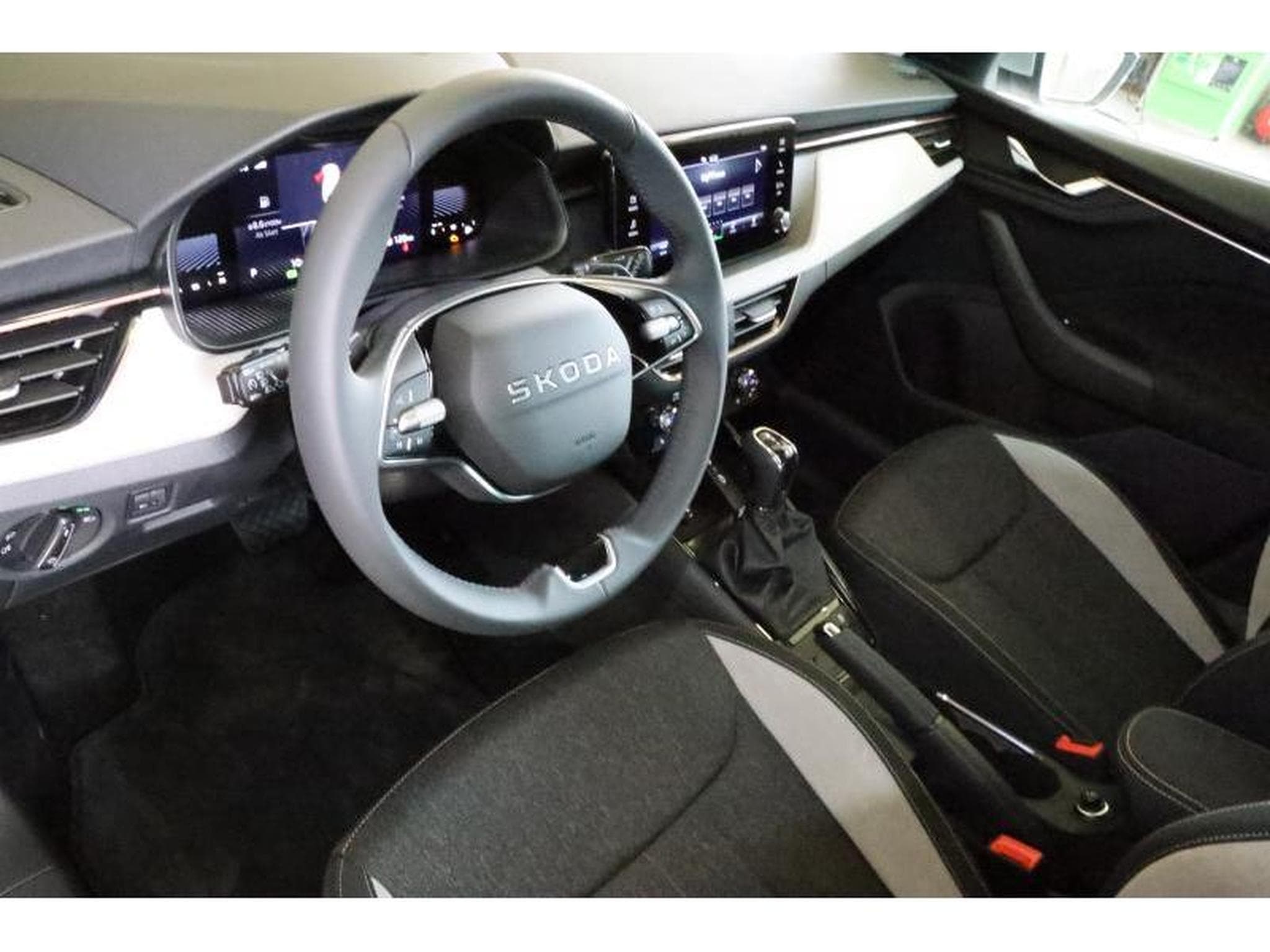 Skoda Kamiq Selection (2025) - Foto 10