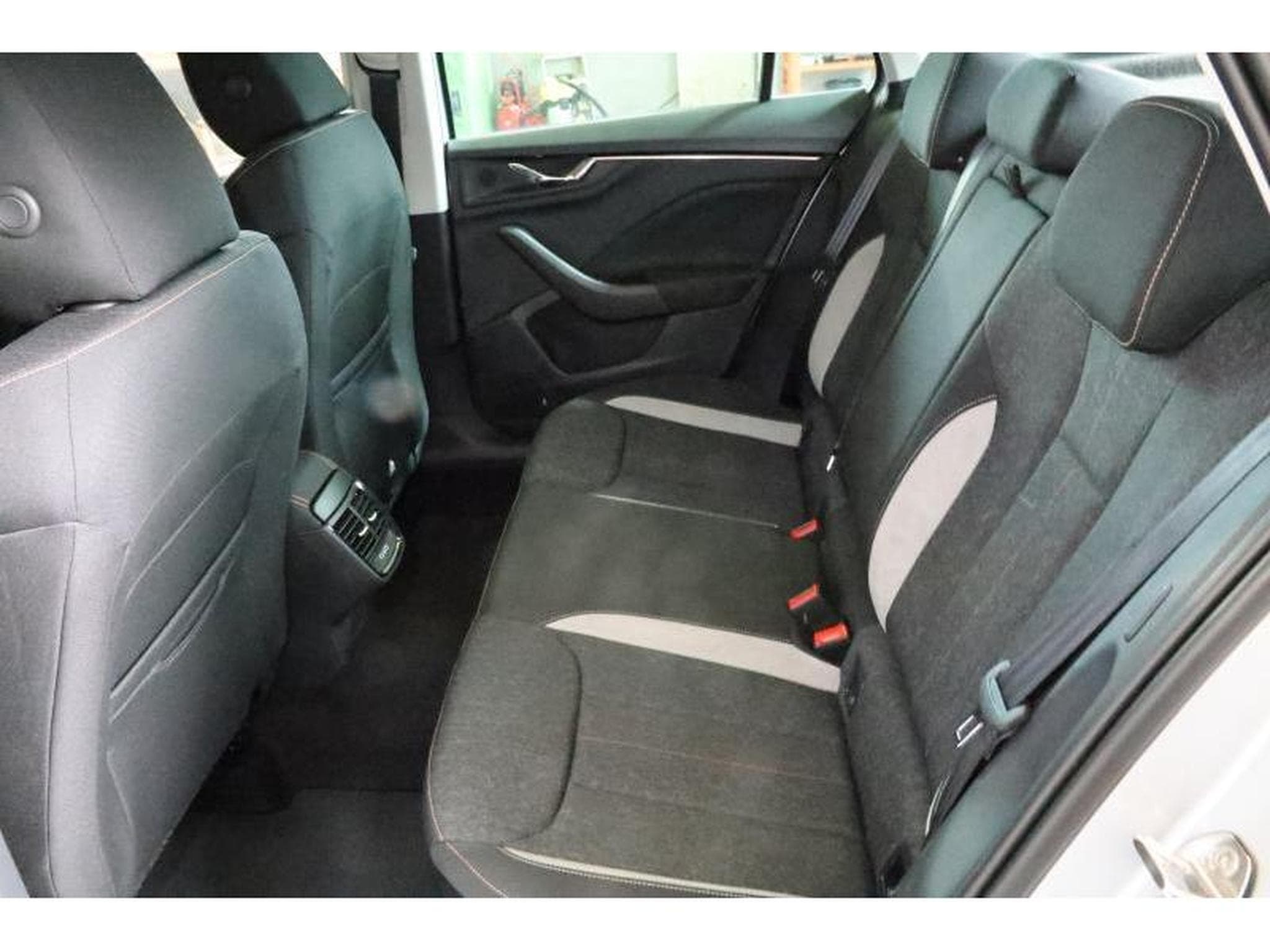 Skoda Kamiq Selection (2025) - Foto 13