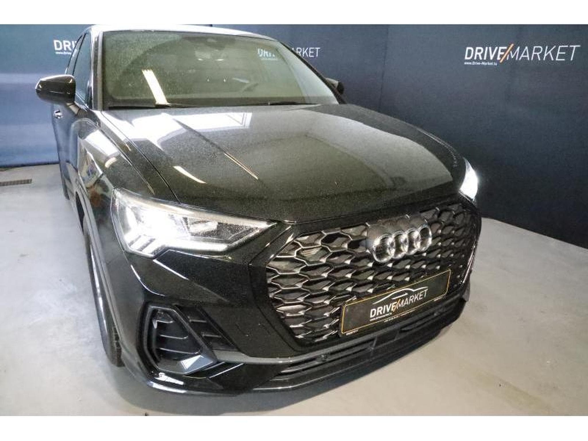 Audi Q3 Sportback (2025) - Foto 16