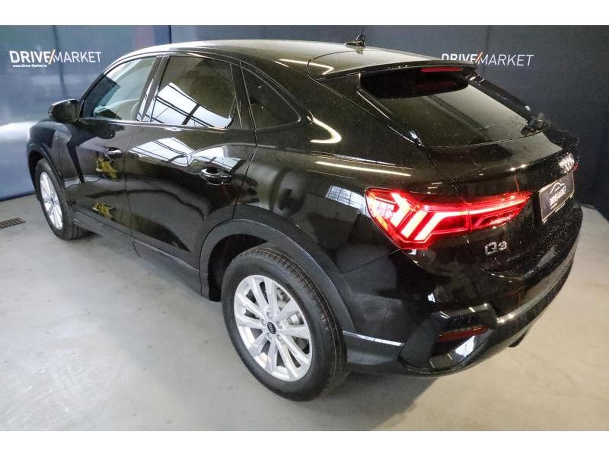 Audi Q3 Sportback (2025) - Foto 3