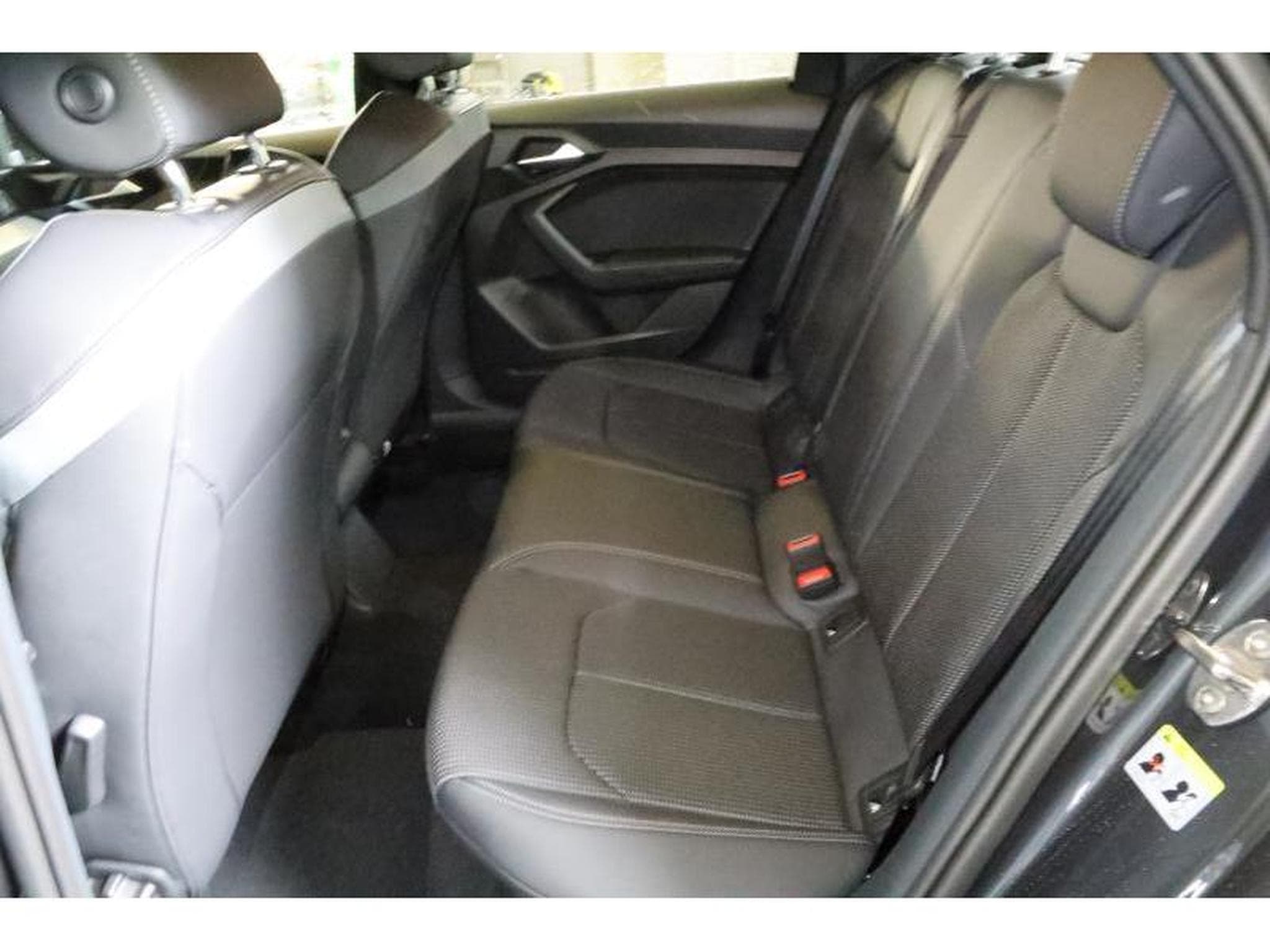 Audi A1 Advanced (2025) - Photo 10