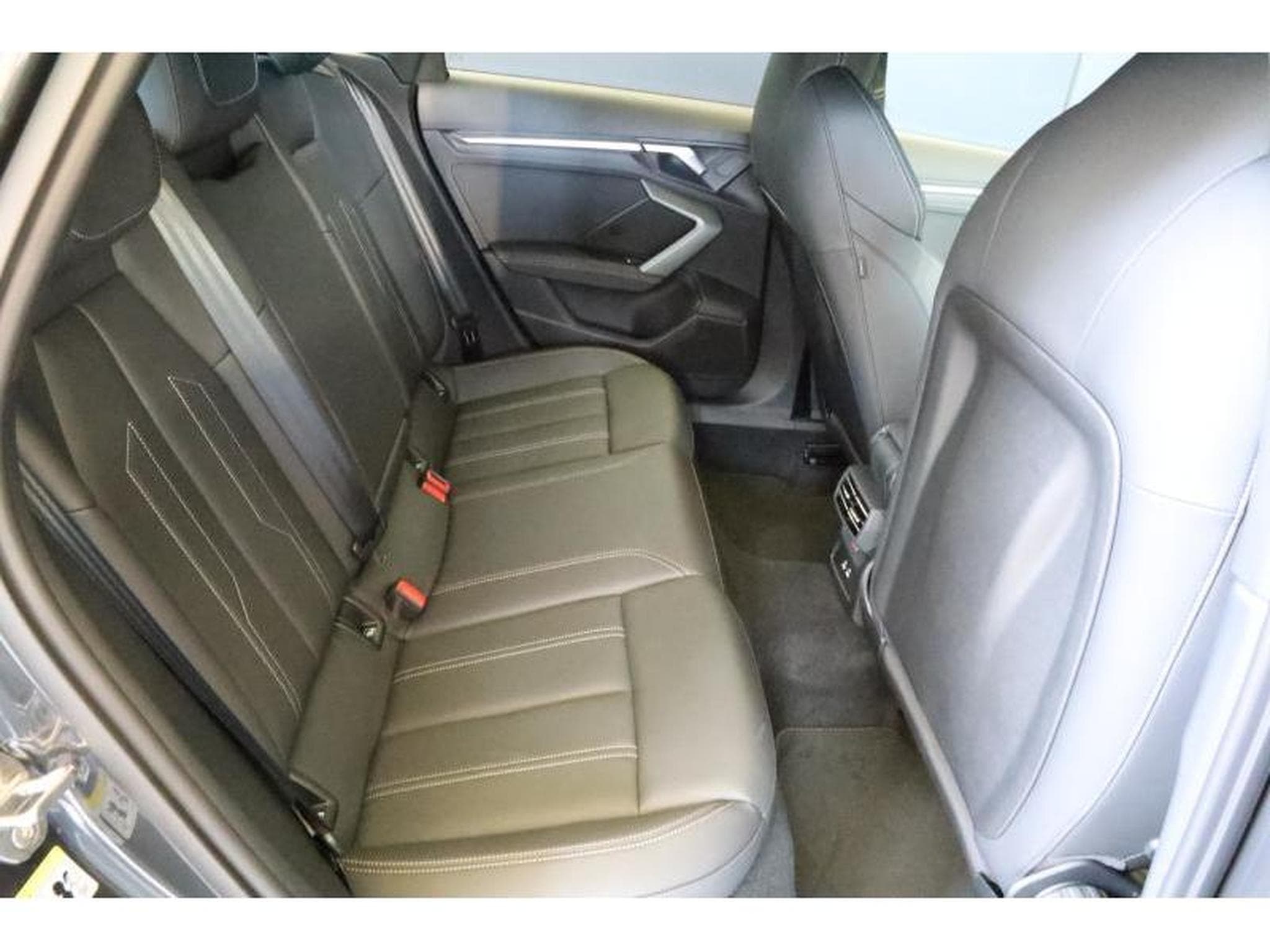 Audi A3 Sportback (2025) - Foto 10