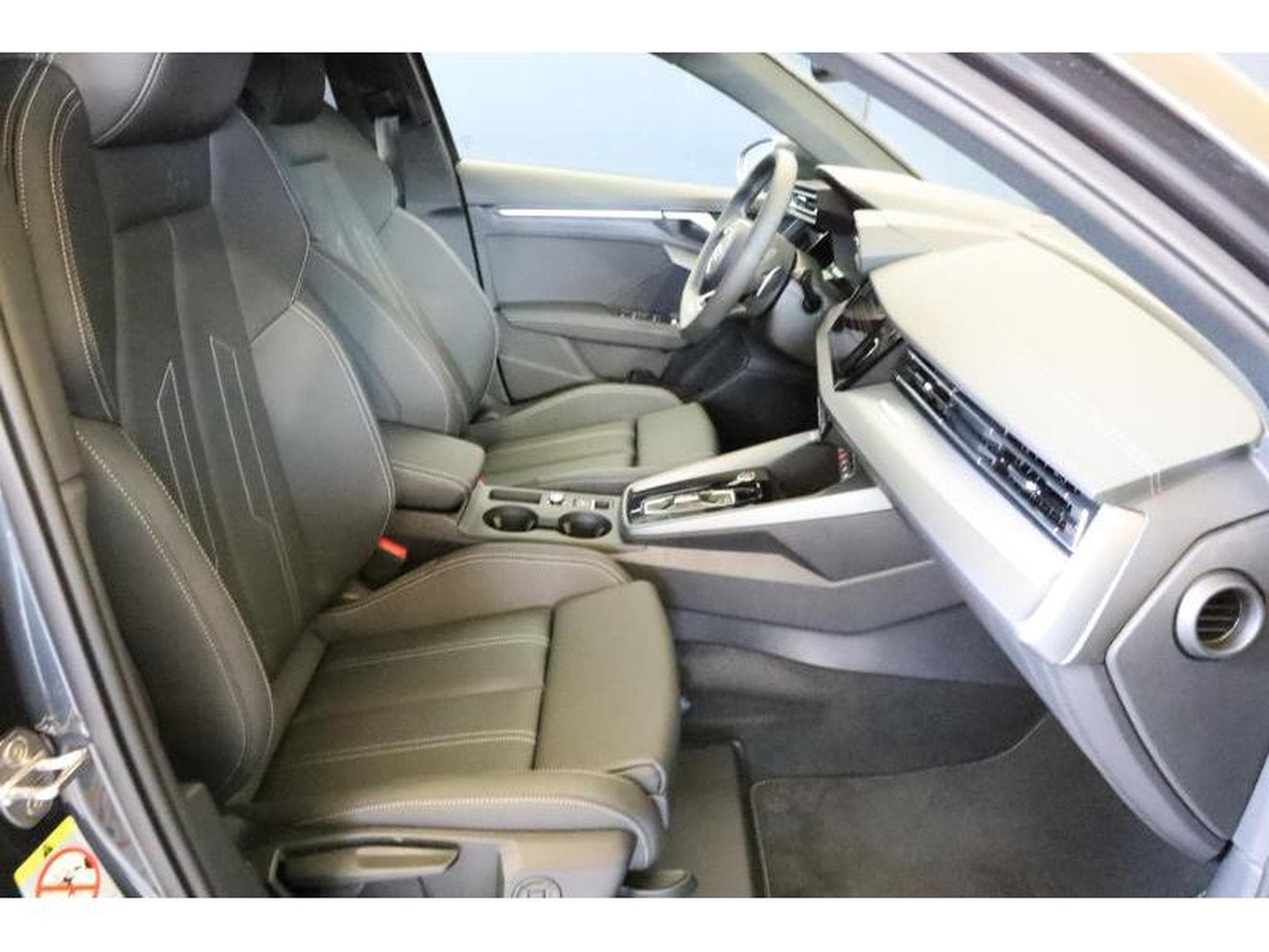 Audi A3 Sportback (2025) - Foto 9