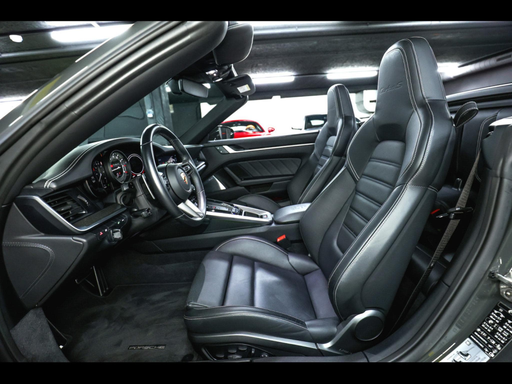 Porsche 911 .1 911 TURBO S CABRIOLET PDK - SLATE GREY PTS - APPROVED 04/ (2023) - Photo 11