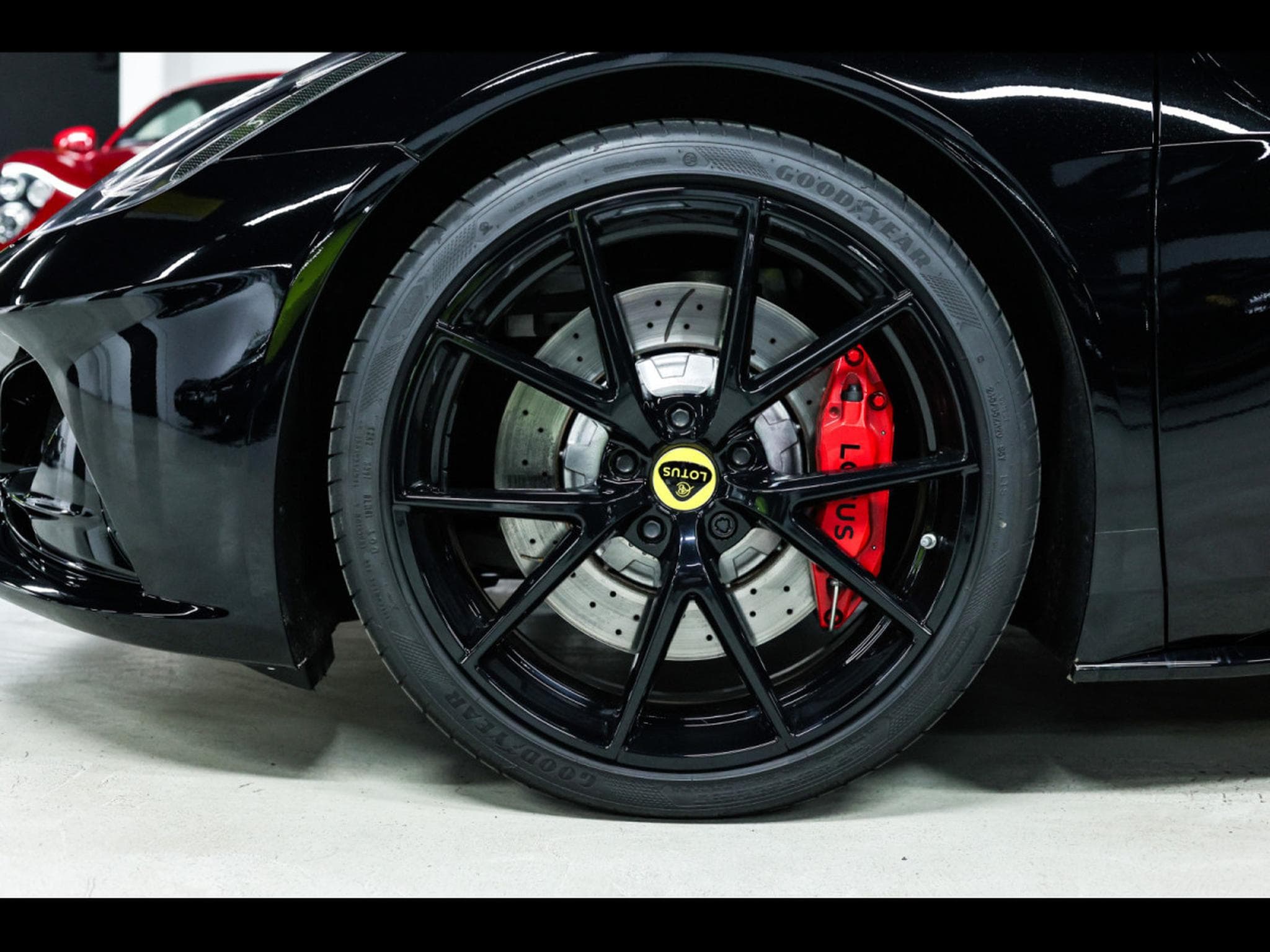 Lotus Emira I4 DCT FIRST EDITION (2024) - Photo 8