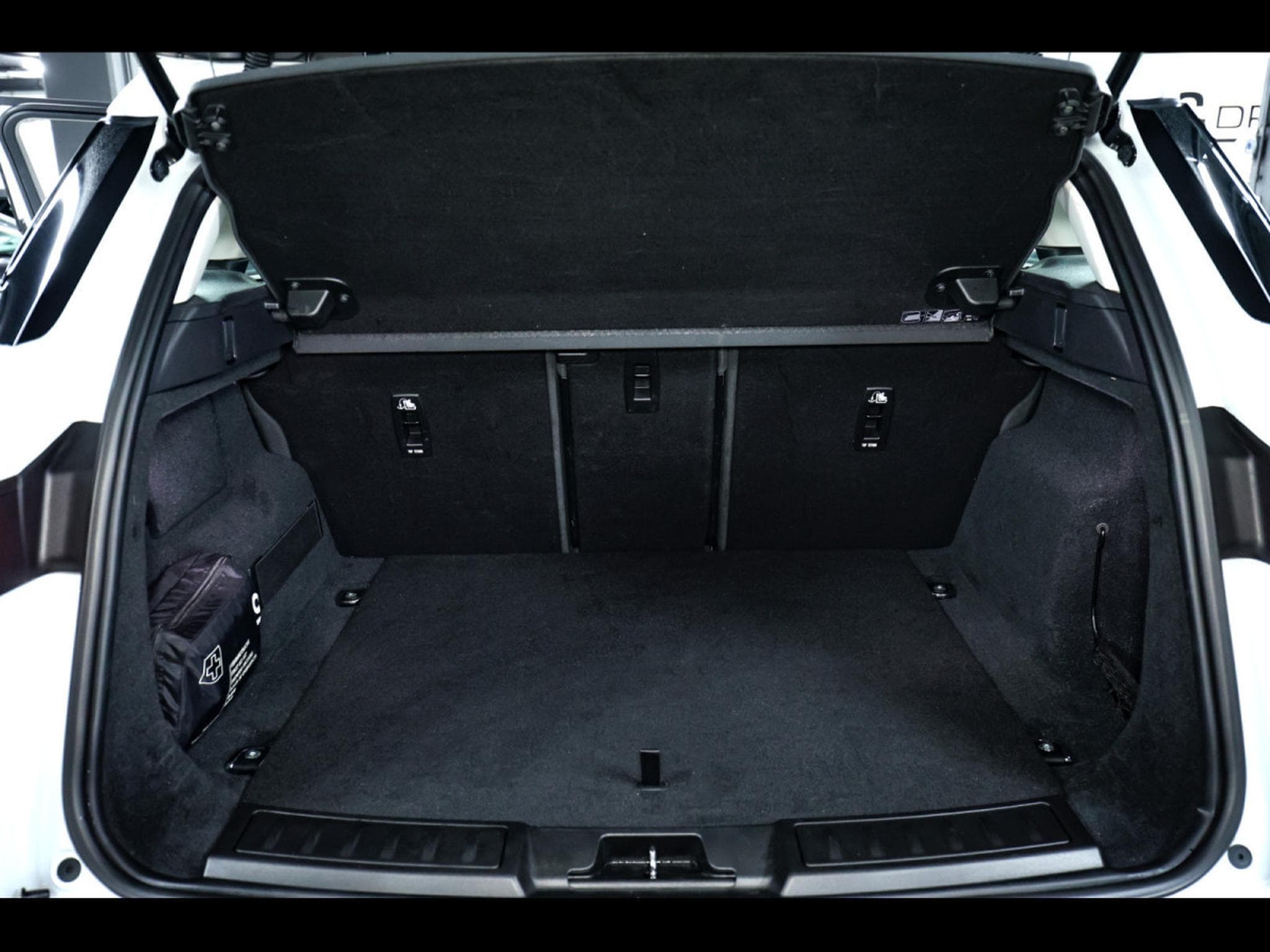 Land-Rover Range Rover Evoque D165 S AWD (2021) - Photo 16