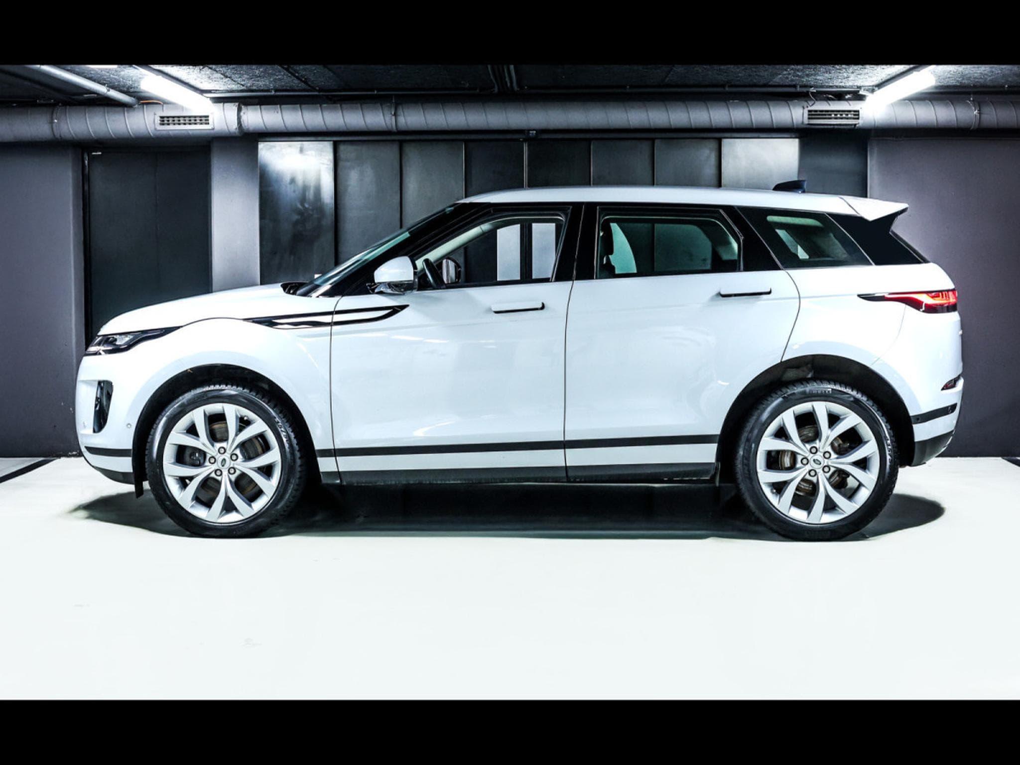 Land-Rover Range Rover Evoque D165 S AWD (2021) - Photo 2