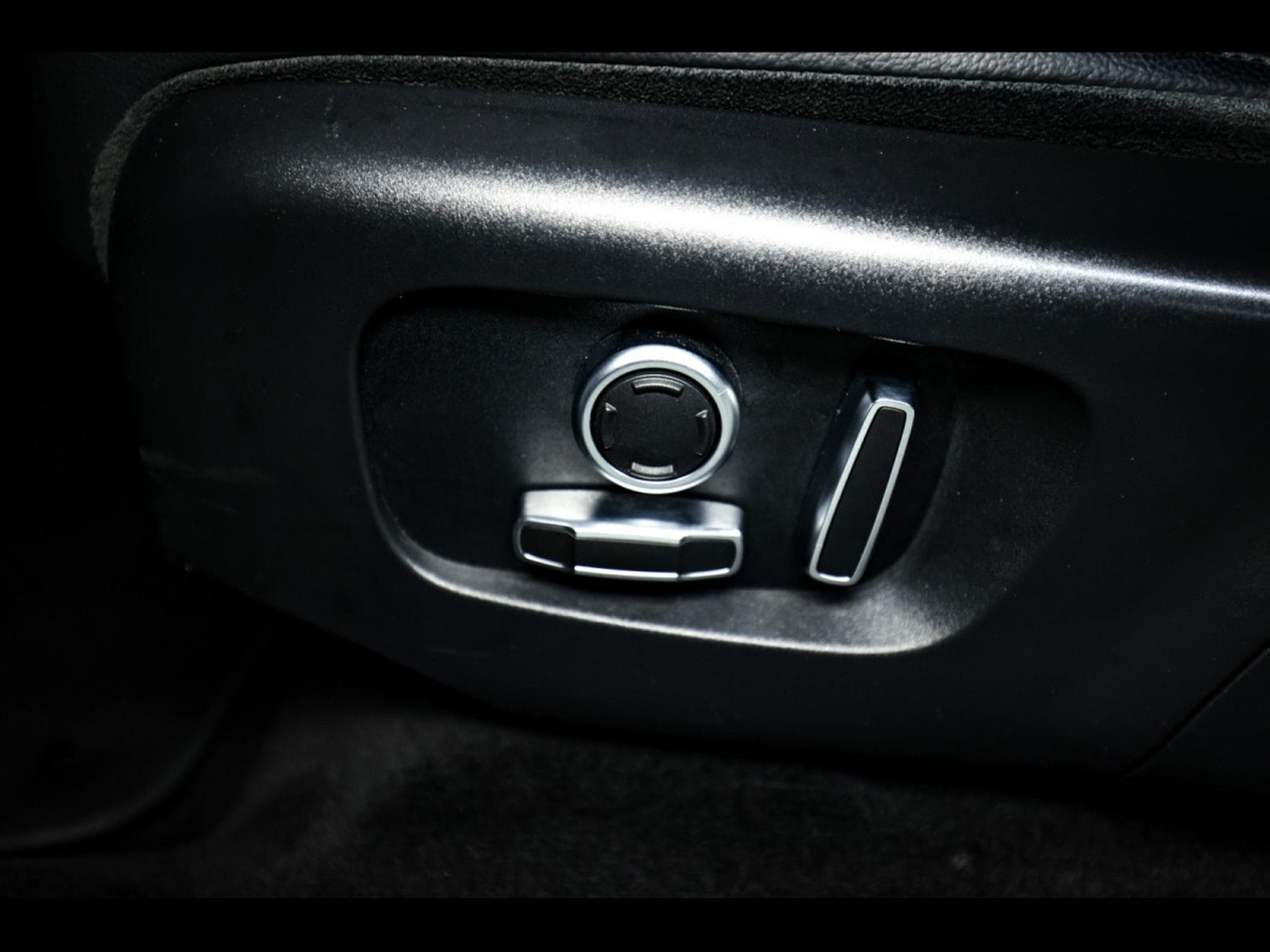 Land-Rover Range Rover Evoque D165 S AWD (2021) - Photo 20