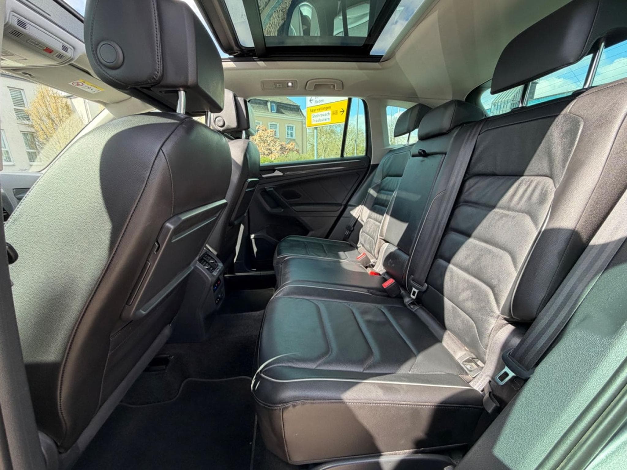 VW Tiguan Highline BMT/Start-Stopp 4Motion R-Line (2019) - Photo 15