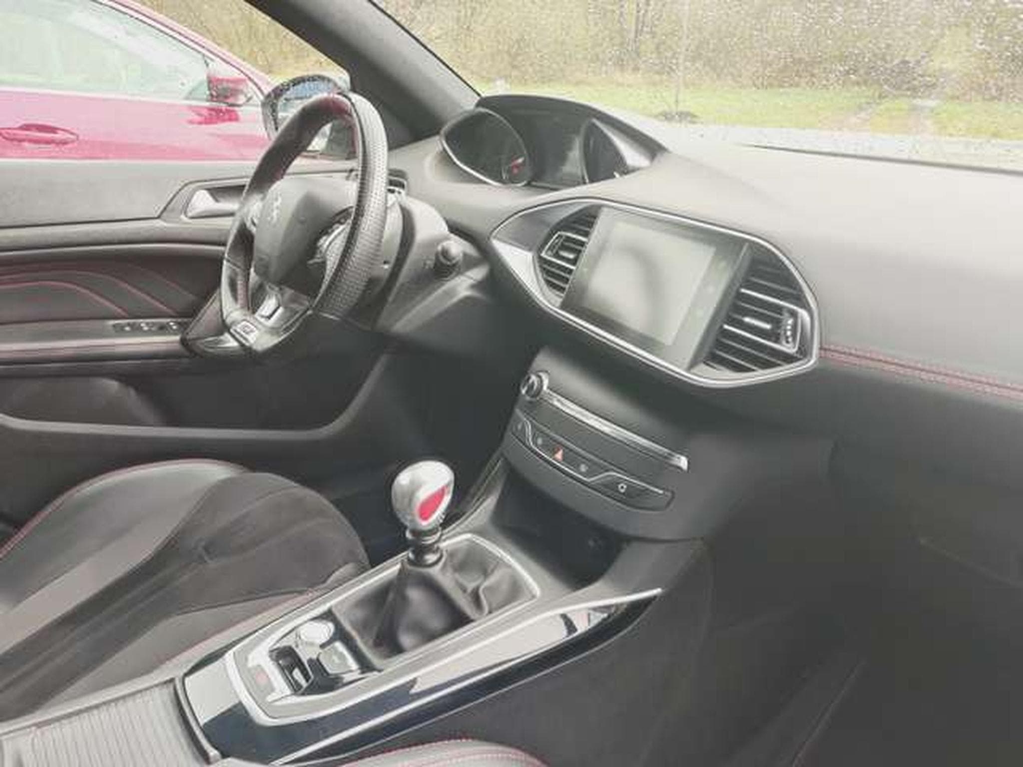 Peugeot 308 GTi by Peugeot Sport (2018) - Photo 6