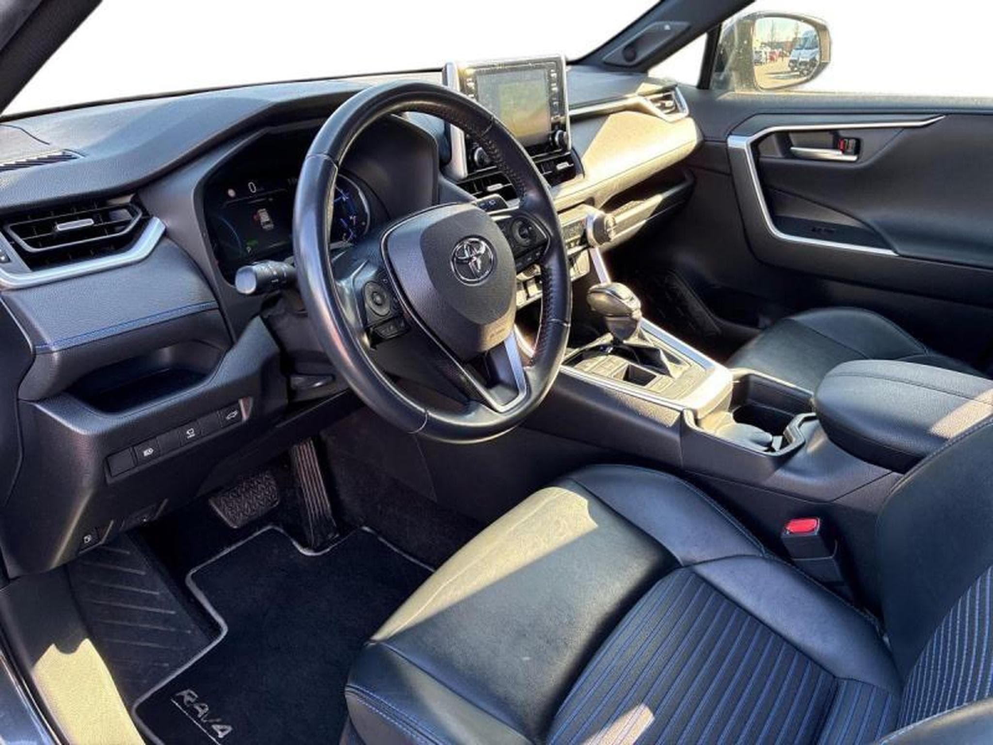 Toyota RAV 4 STYLE PLUS (2020) - Photo 8