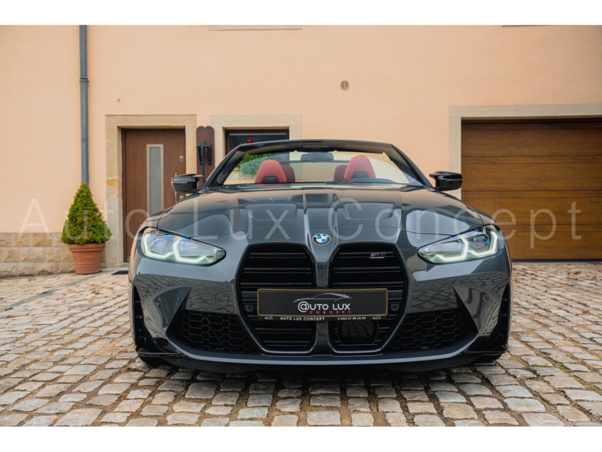 BMW M4 Competition M xDrive Cabriolet (2022) - Photo 25