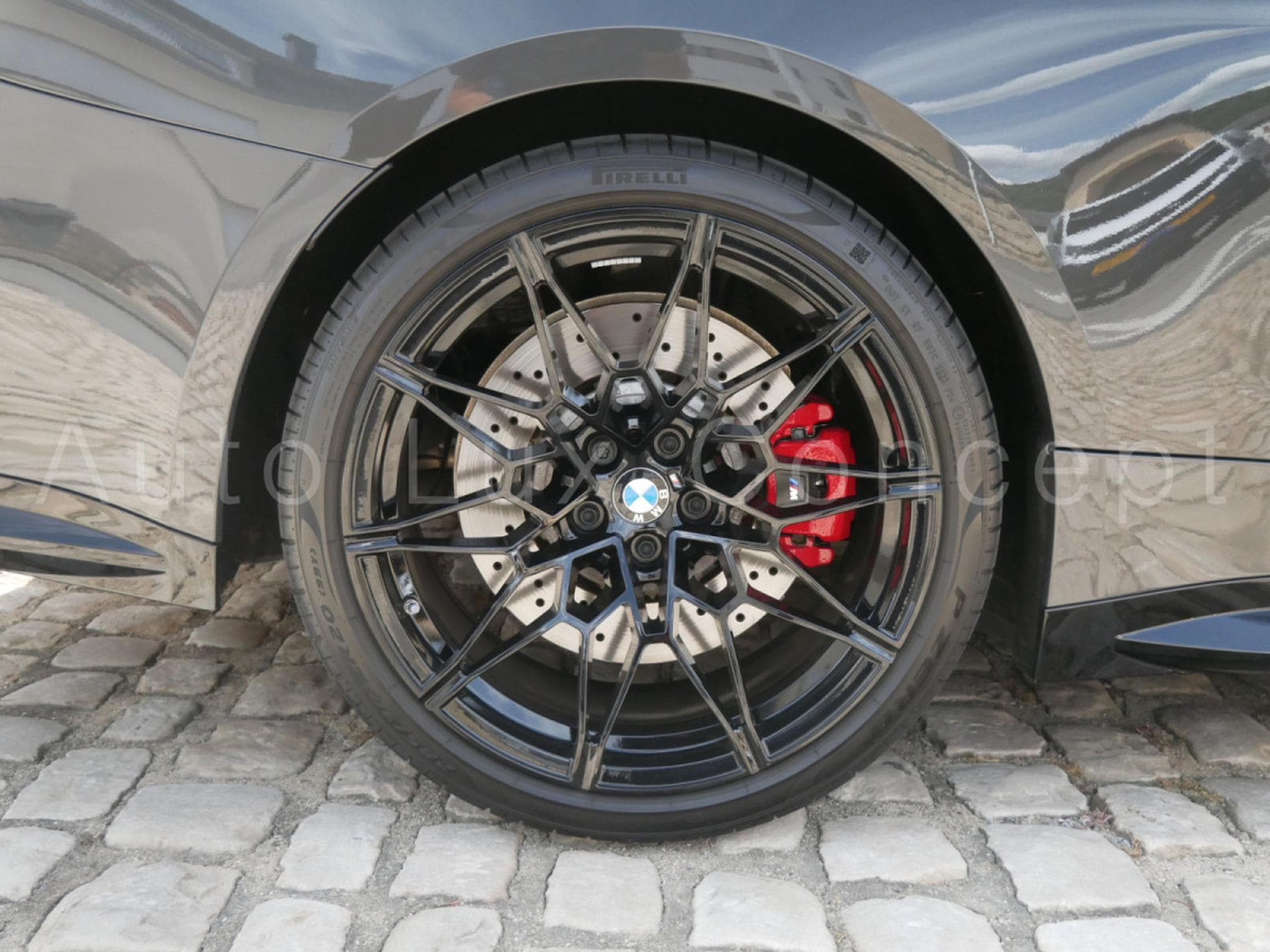 BMW M4 Competition M xDrive Cabriolet (2022) - Photo 29