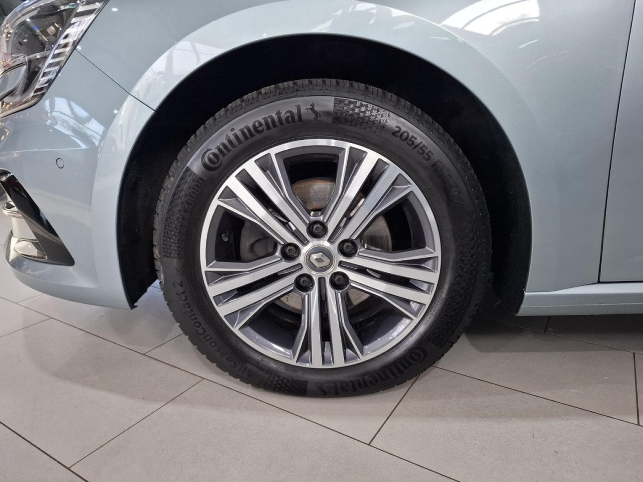 Renault Megane Intens dCi 115, CUIR, NAVI, CAMERA, LED, COCKPIT, HEAD-UP-DI (2021) - Foto 21