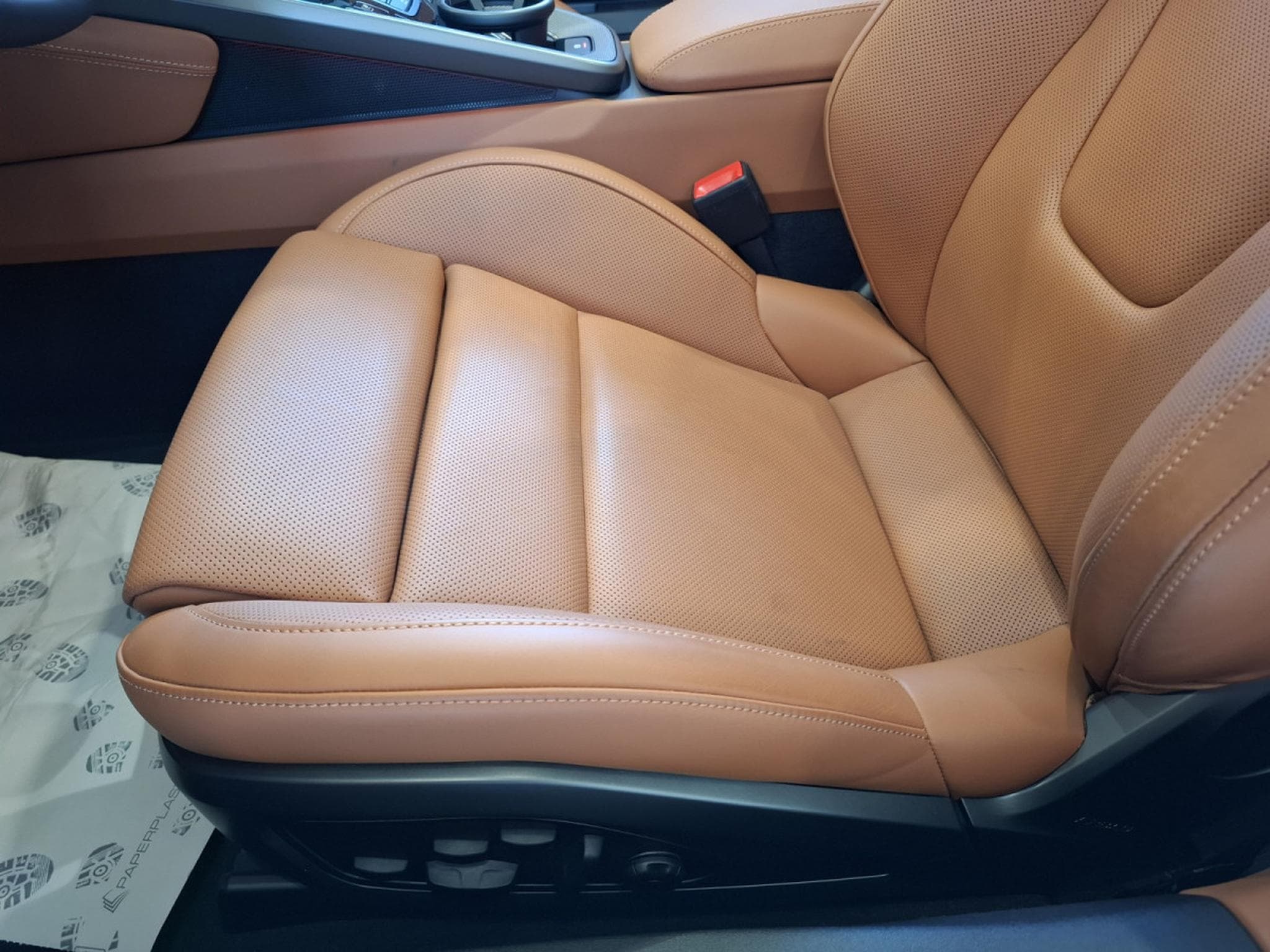 Porsche 911 FACELIFT CARRERA CABRIO PACK CHRONO BOSE CUIR NAVI 1 HAND 36 (2025) - Foto 17