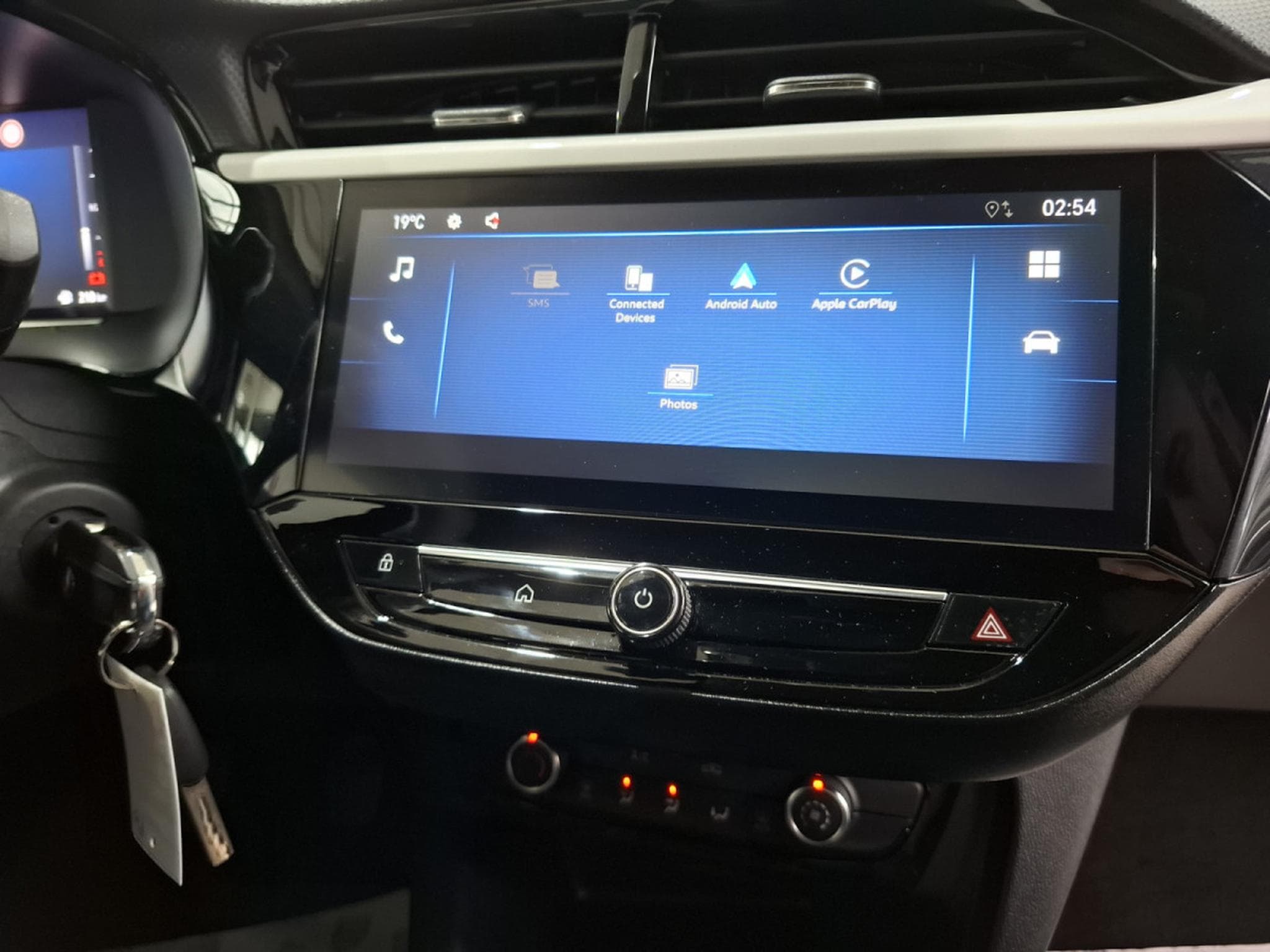 Opel Corsa 1.2 TURBO 101 GS, LED, VIRTUAL, KAMERA, CARPLAY,TEMPO, CUIR (2025) - Photo 12