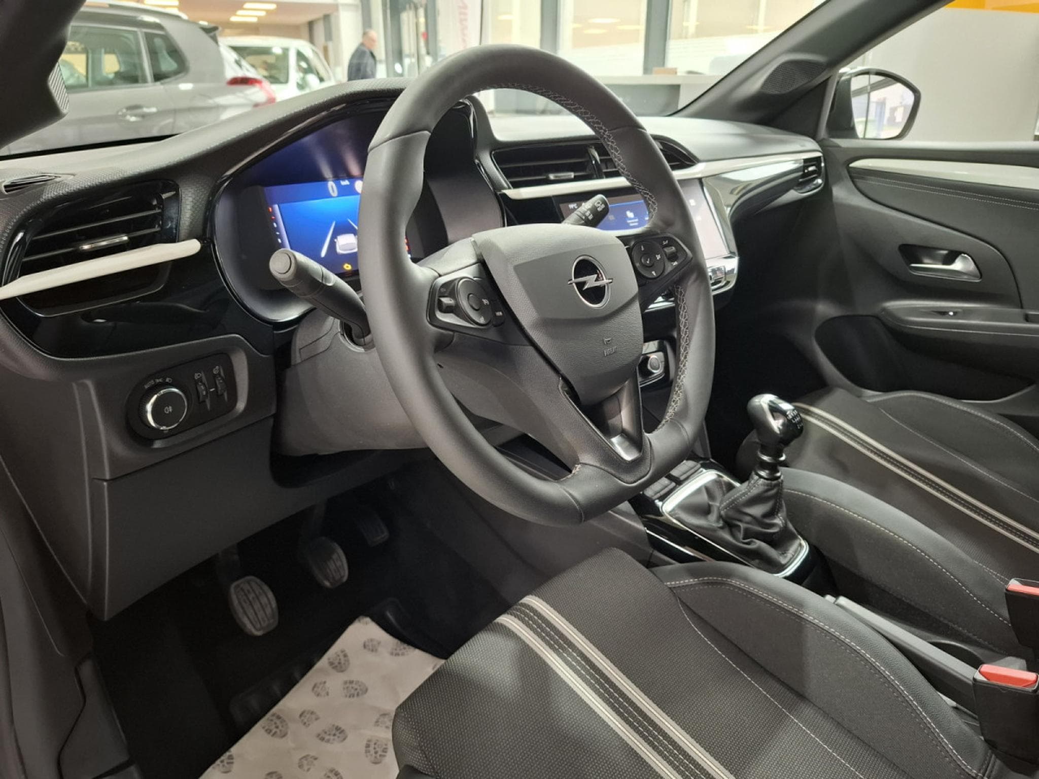 Opel Corsa 1.2 TURBO 101 GS, LED, VIRTUAL, KAMERA, CARPLAY,TEMPO, CUIR (2025) - Photo 9