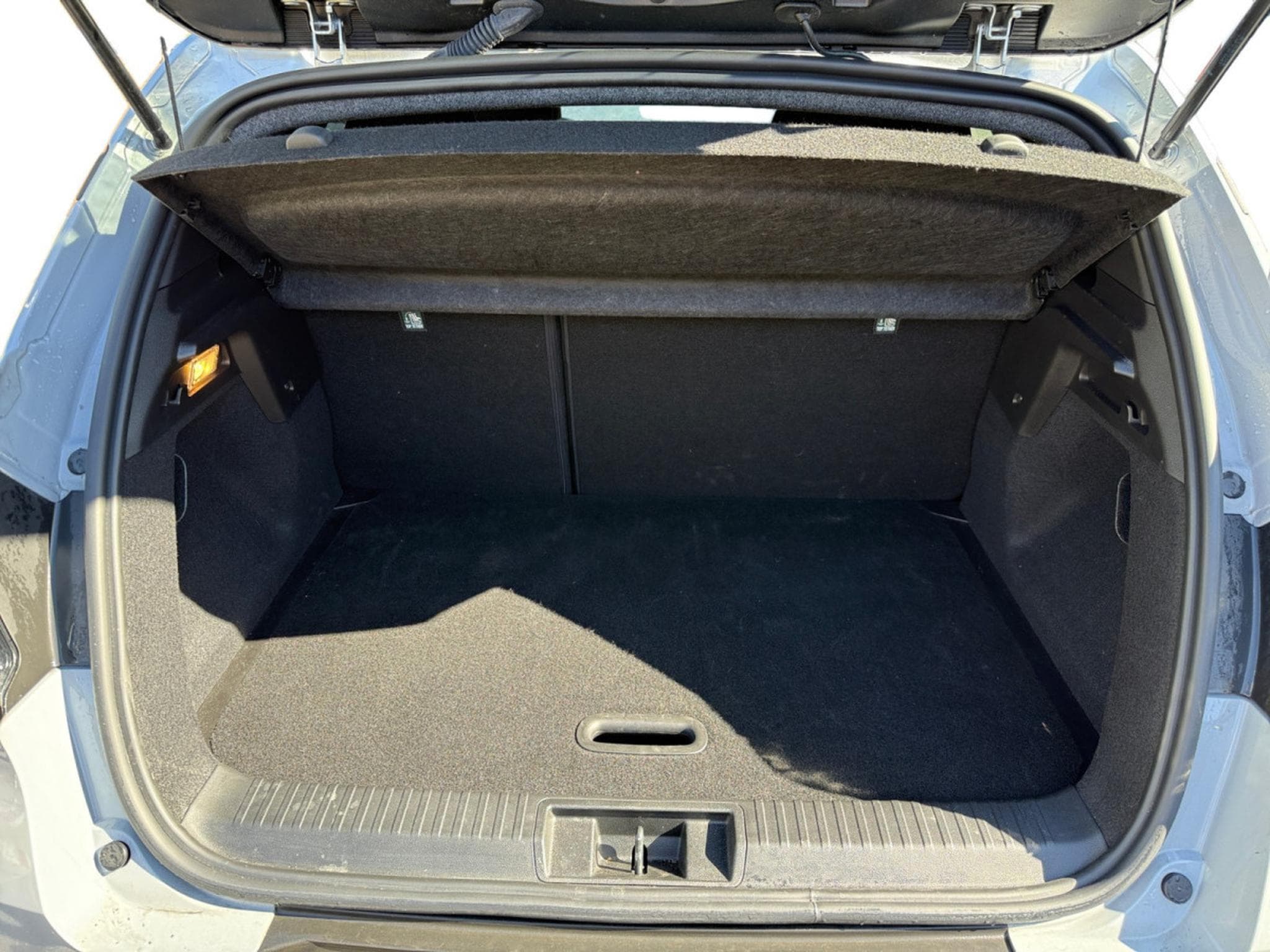 Renault Captur 1.0 Tce Techno GPF (2025) - Photo 11