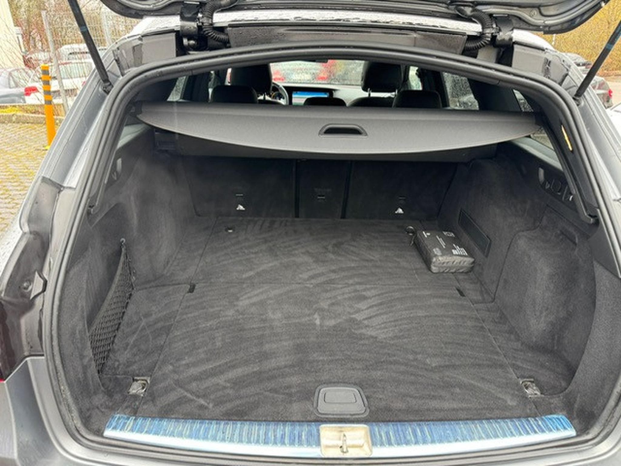 Mercedes E 53 AMG MERCEDES-BENZ E53 AMG E T-Modell 4Matic+ LED 360 Kamera Nigh (2019) - Foto 12