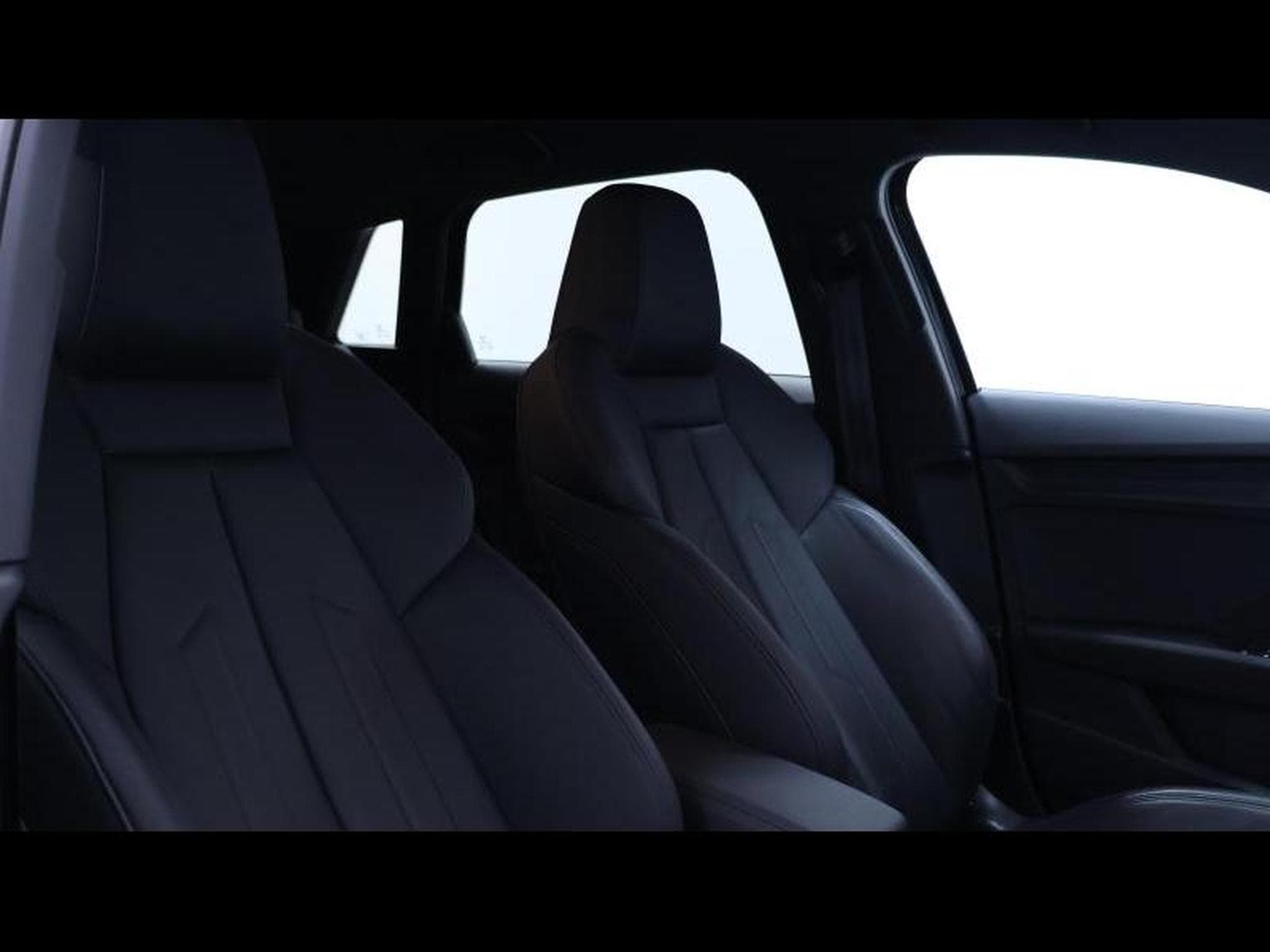 Audi A3 Sportback 30TFSI 110 S-Line S-Tronic (2024) - Foto 11