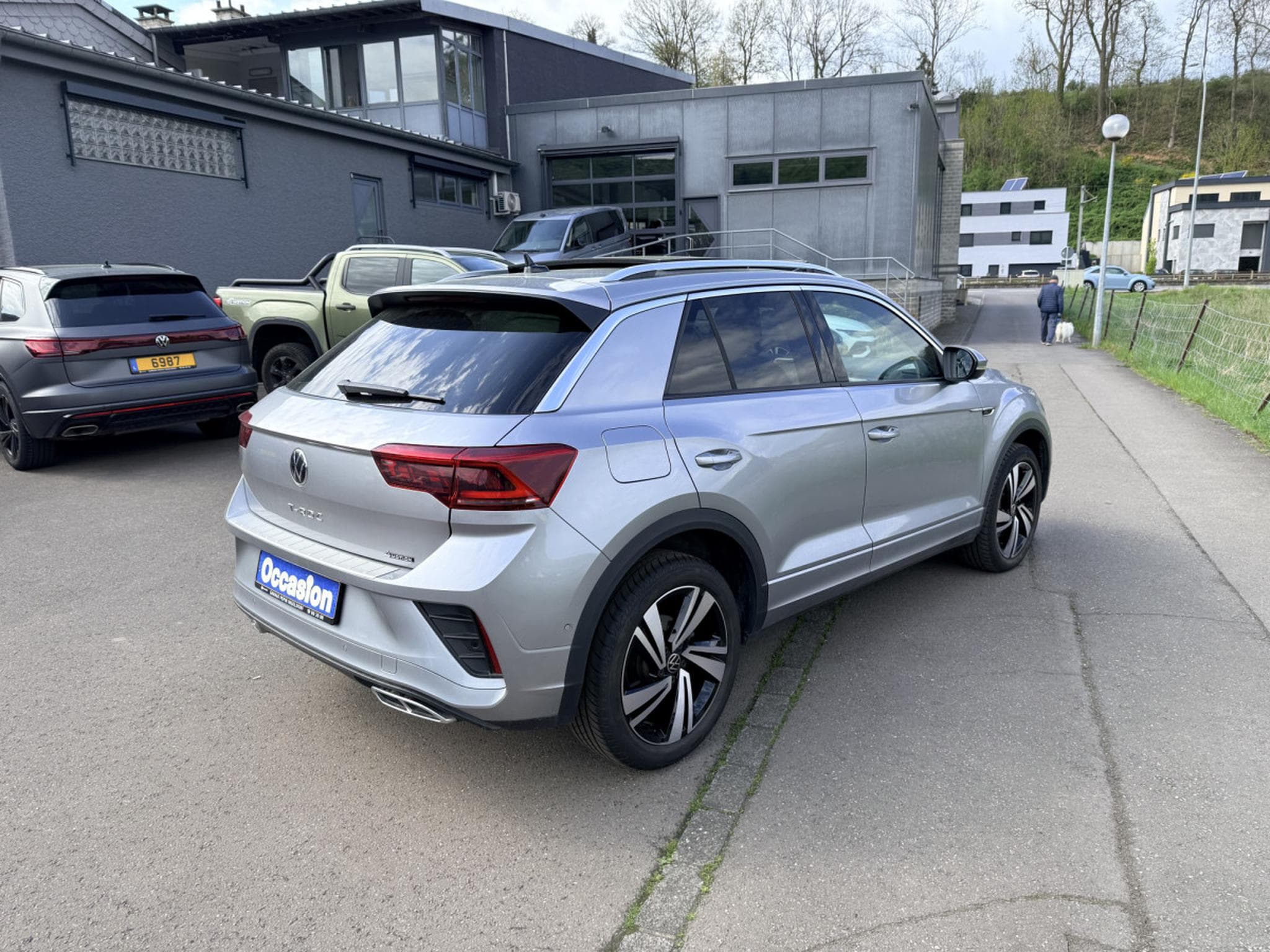 VW T-Roc R-line 2.0 TSI 190cv DSG 7 vitesses 4MOTION (2025) - Photo 2