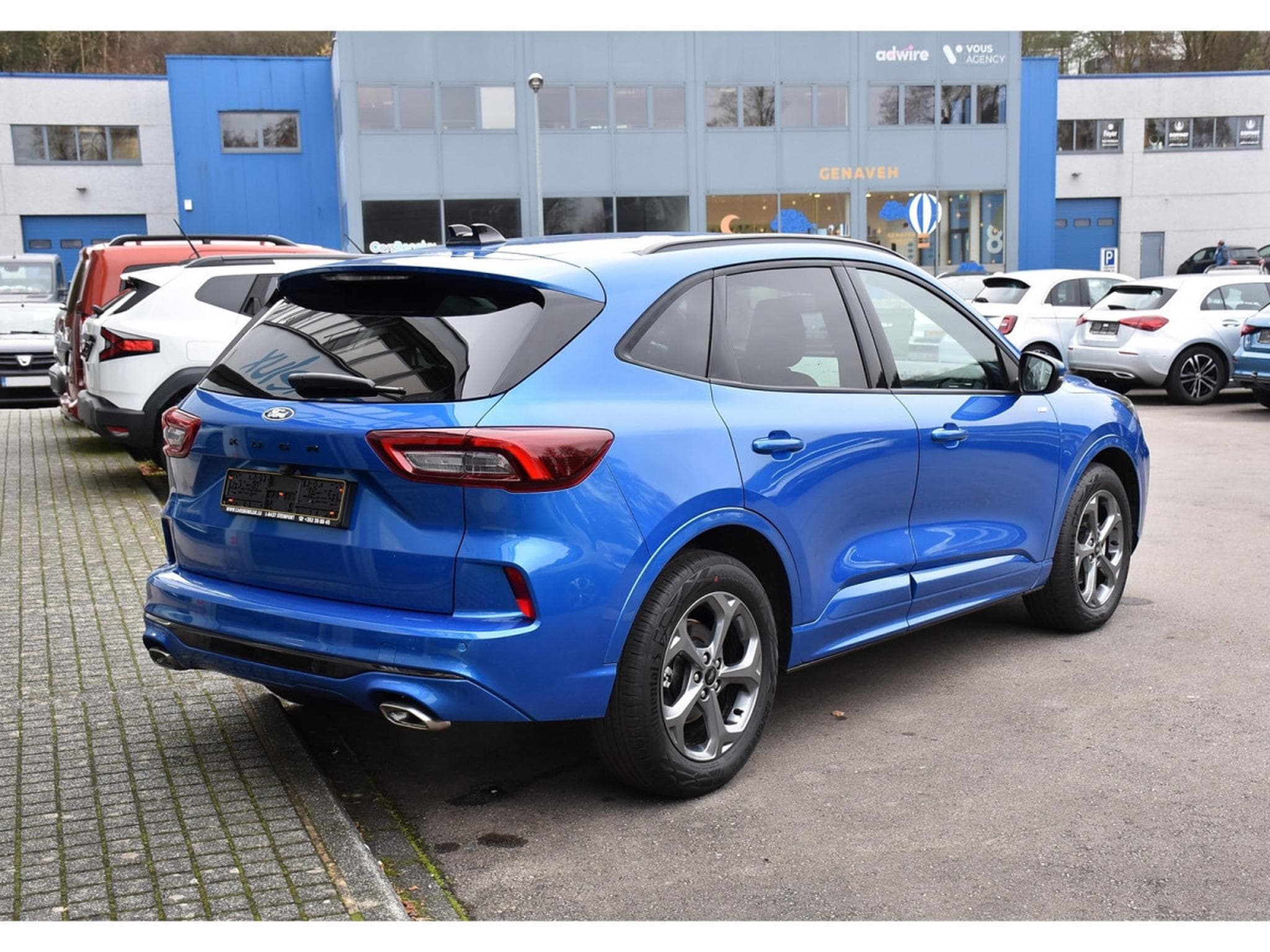 Ford Kuga 1.5 EcoBoost ST-Line Auto. PACK HIVER GPS LANE CAM NEUF (2025) - Foto 4