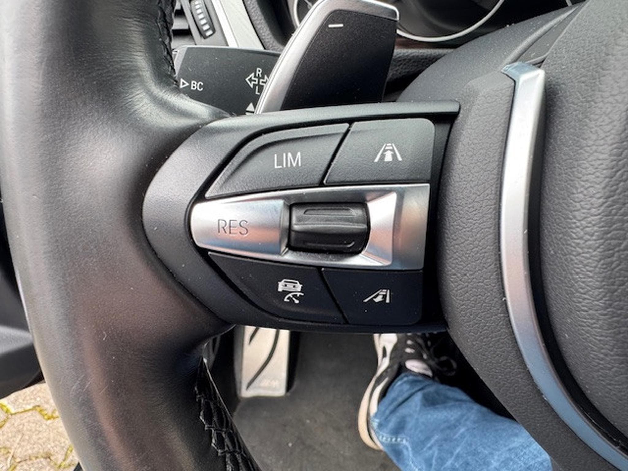 BMW 330 BMW 330 X DRIVE TOURING SHADOW LINE M SPORT PAKET STANDHEIZU (2019) - Foto 20