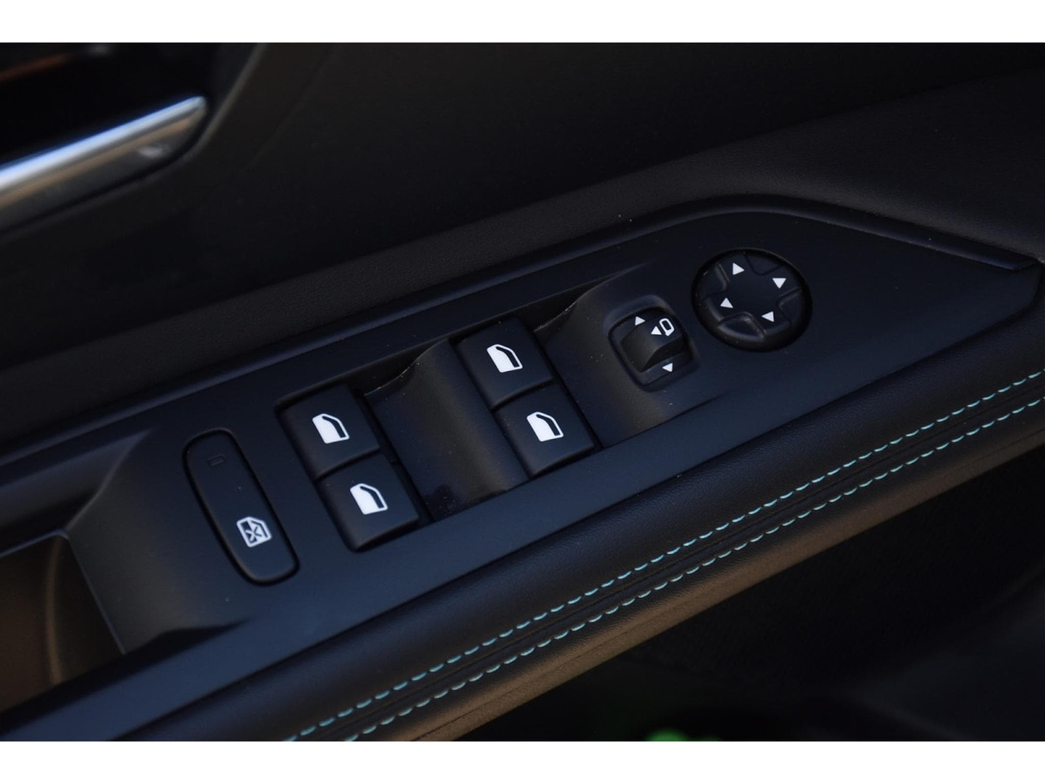 Peugeot 3008 1.6 Hybrid PHEV 180 Allure e-EAT8 ACC LANE SIDE CAM 1° MAIN (2024) - Photo 19