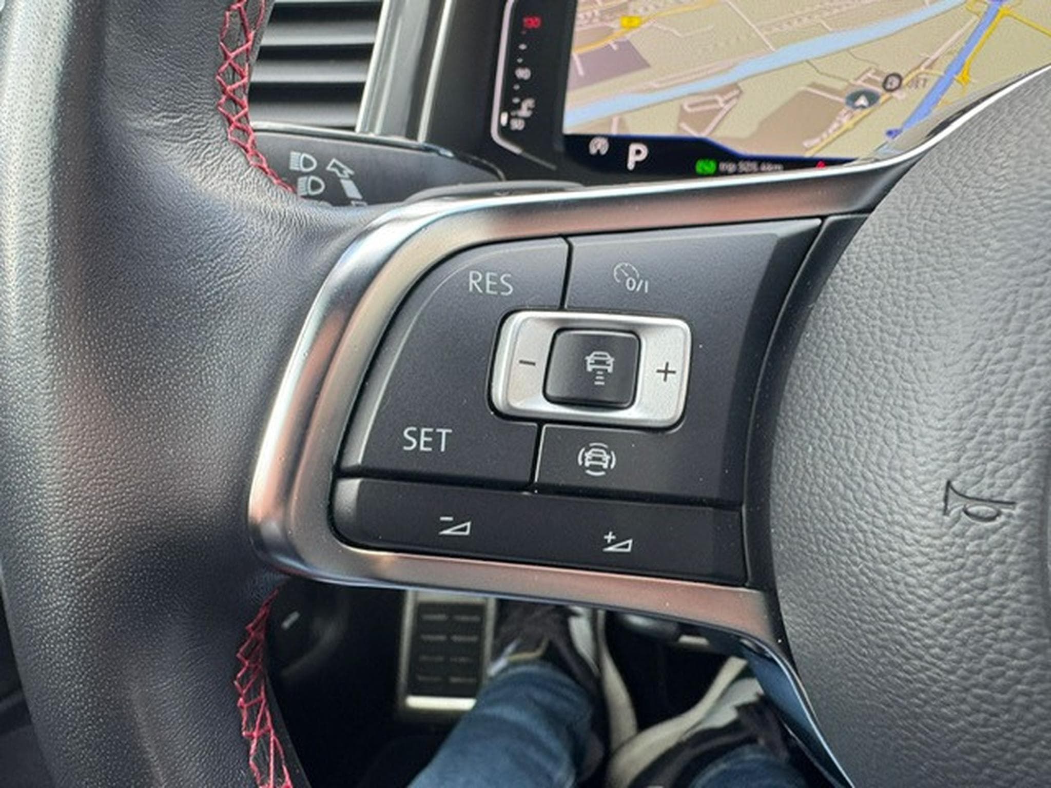 VW T-Roc Volkswagen T-Roc Sport DigitalCockpit+ACC+Lane+LED+IQDrive (2022) - Foto 19