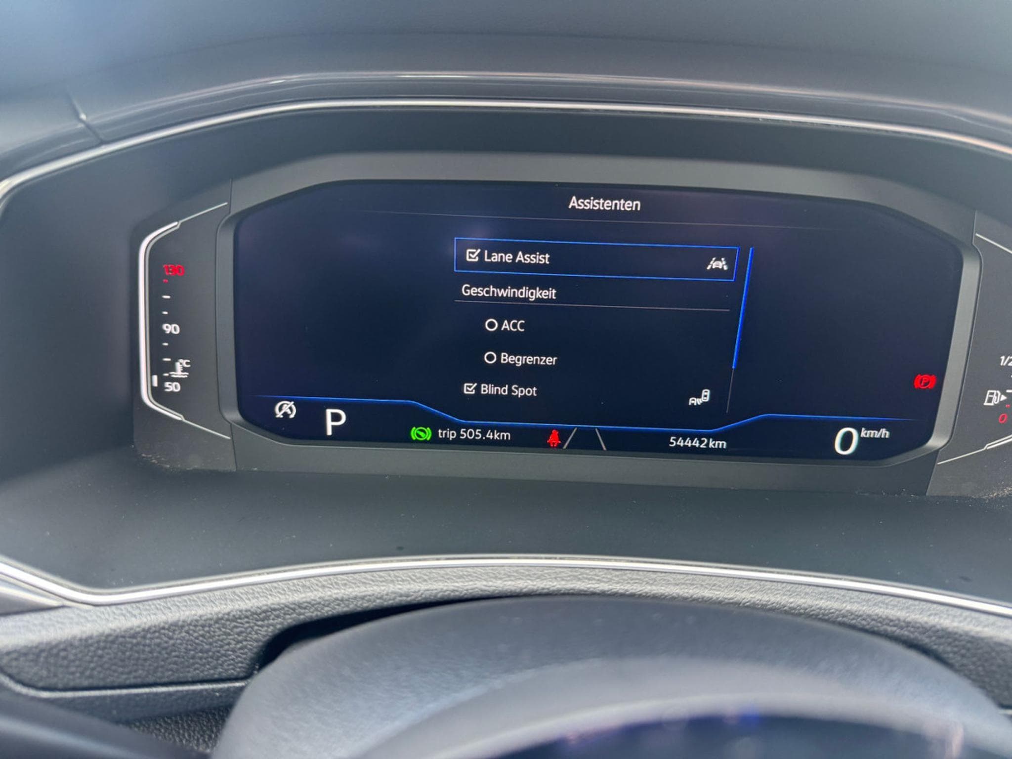 VW T-Roc Volkswagen T-Roc Sport DigitalCockpit+ACC+Lane+LED+IQDrive (2022) - Foto 20