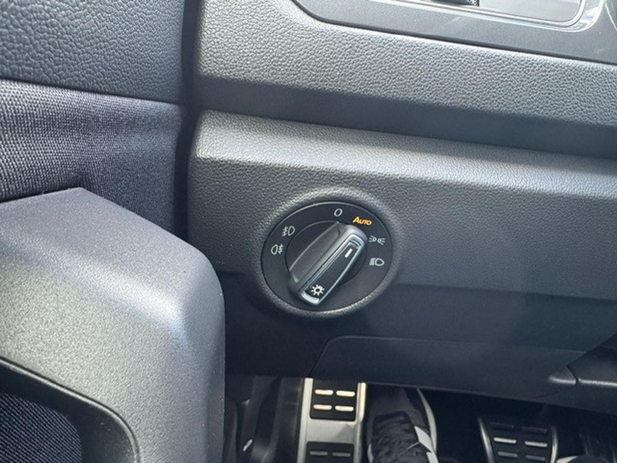 VW T-Roc Volkswagen T-Roc Sport DigitalCockpit+ACC+Lane+LED+IQDrive (2022) - Foto 22